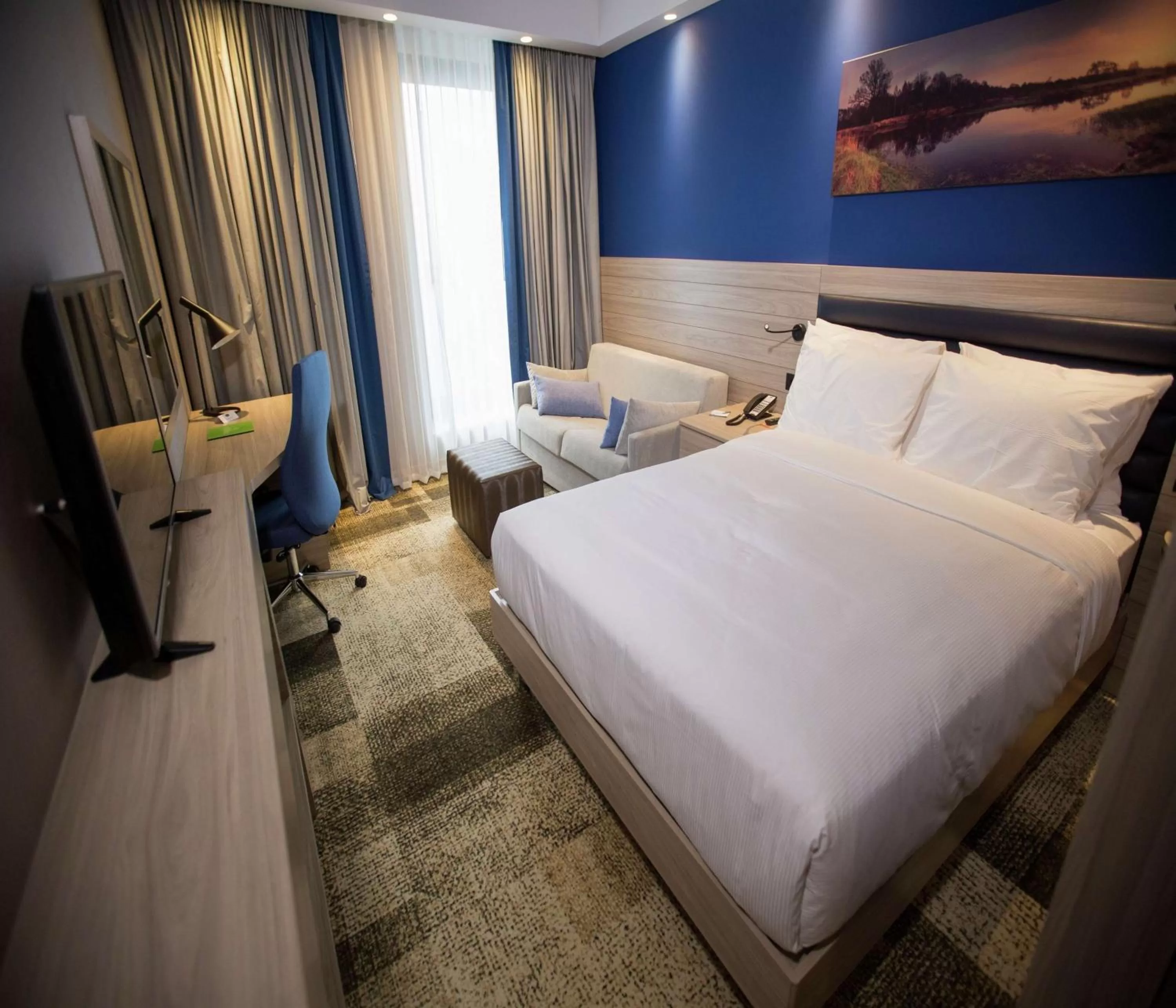 Bedroom, Bed in Hampton By Hilton Bolu