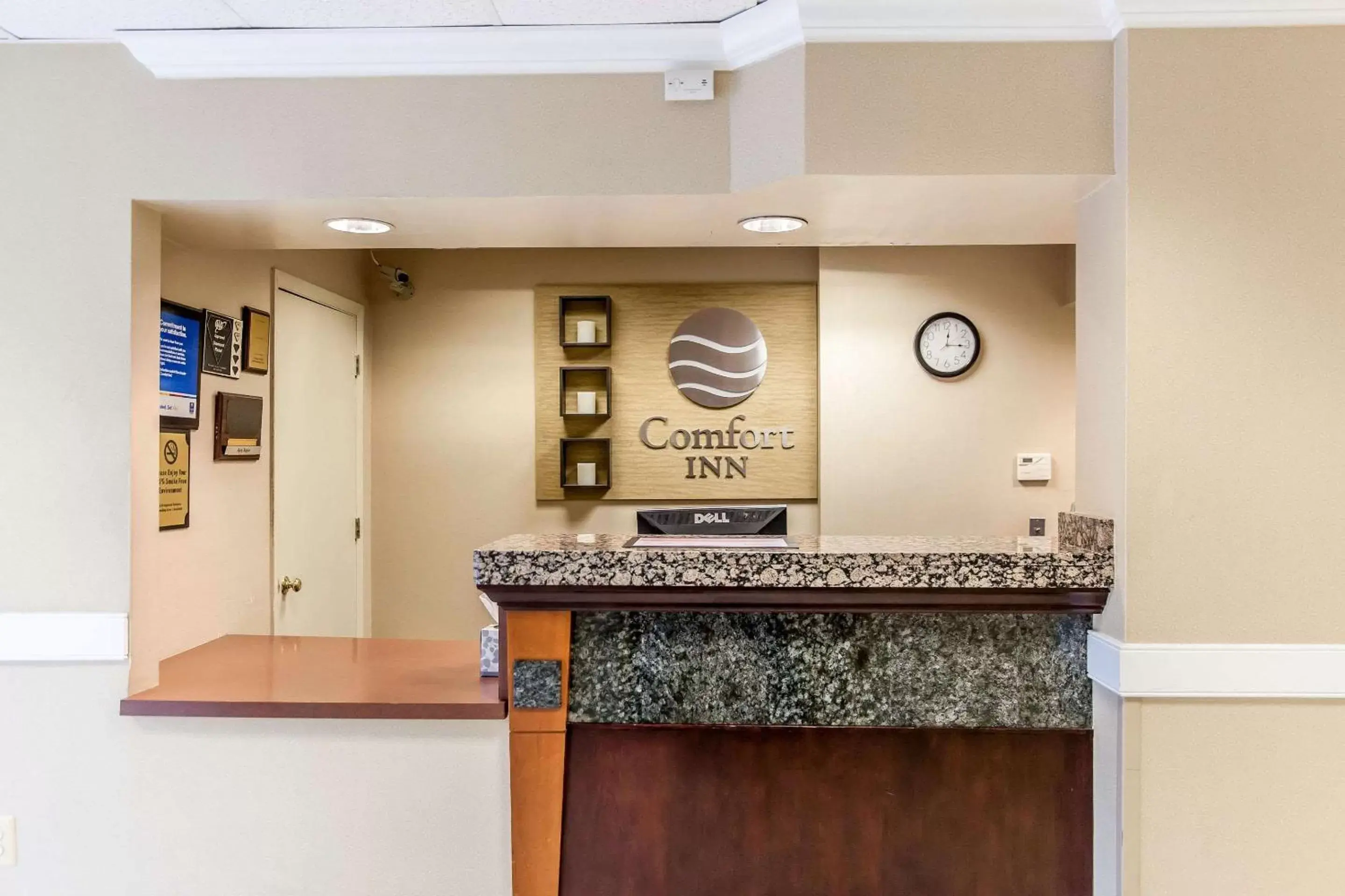 Lobby or reception, Lobby/Reception in Comfort Inn Pentagon City