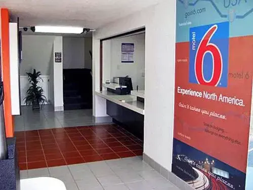 Lobby or reception in Motel 6-South Haven, KS