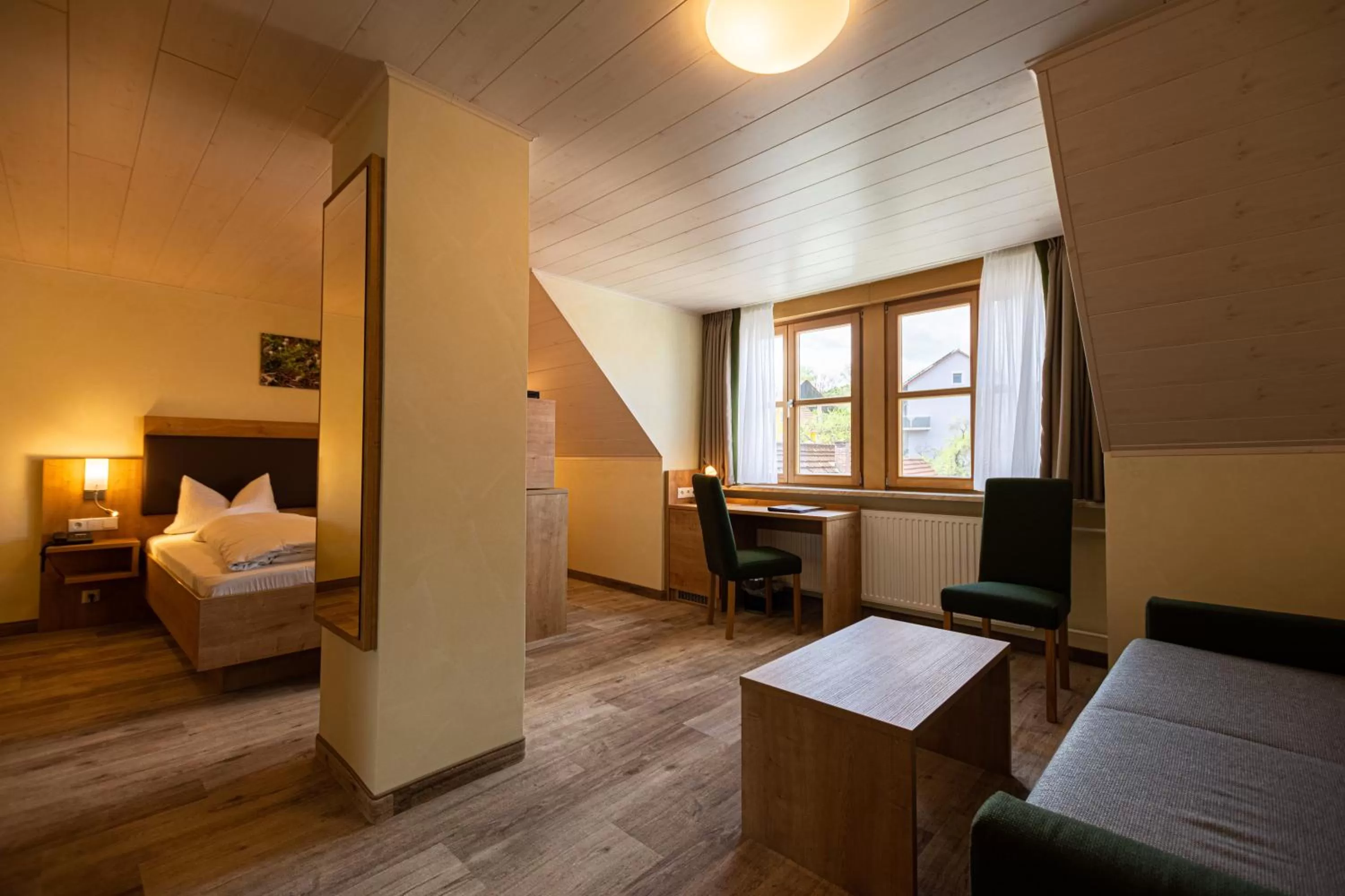 Photo of the whole room, Bed in Gasthof Hotel Reif