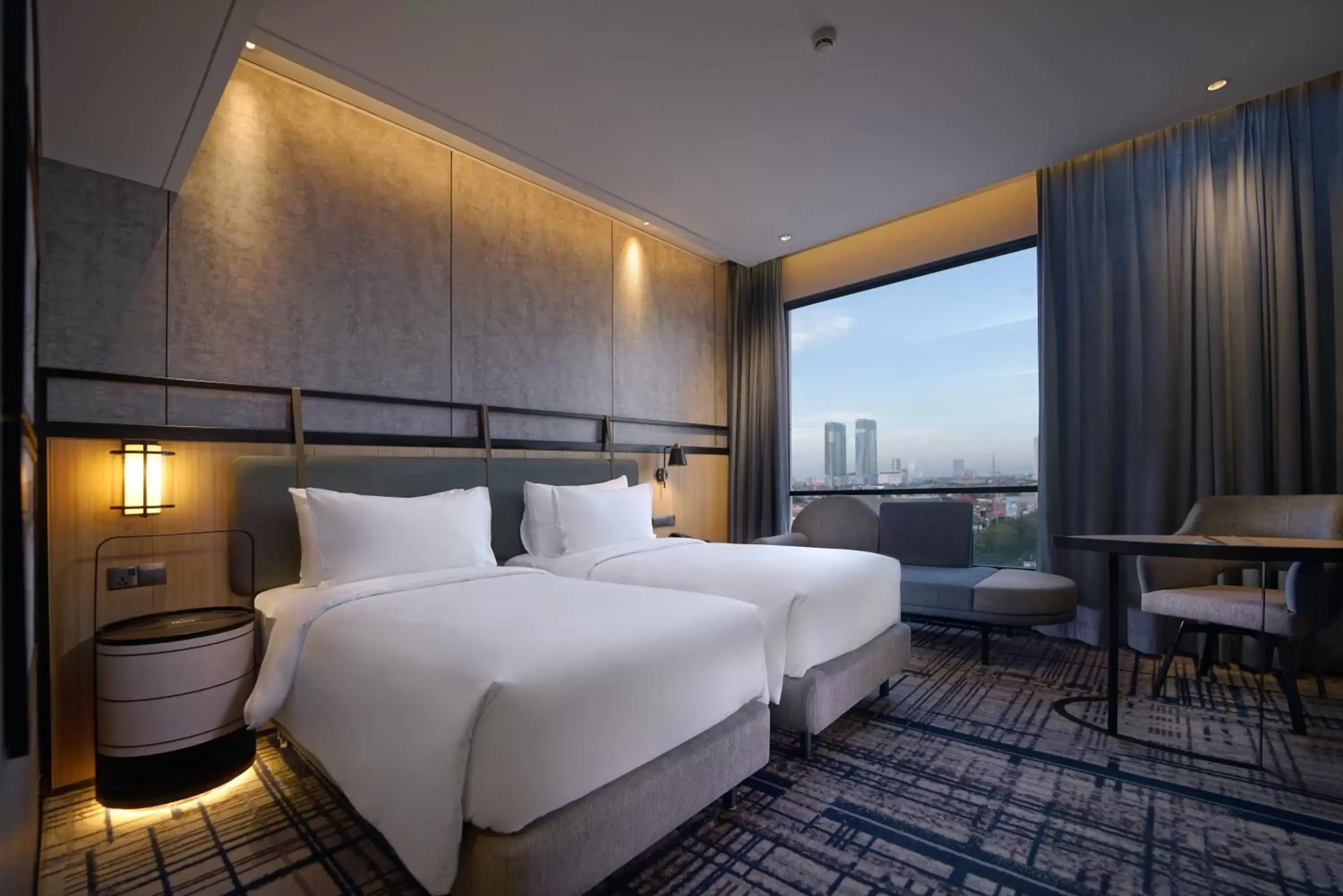 Bed in Mercure Surabaya Manyar