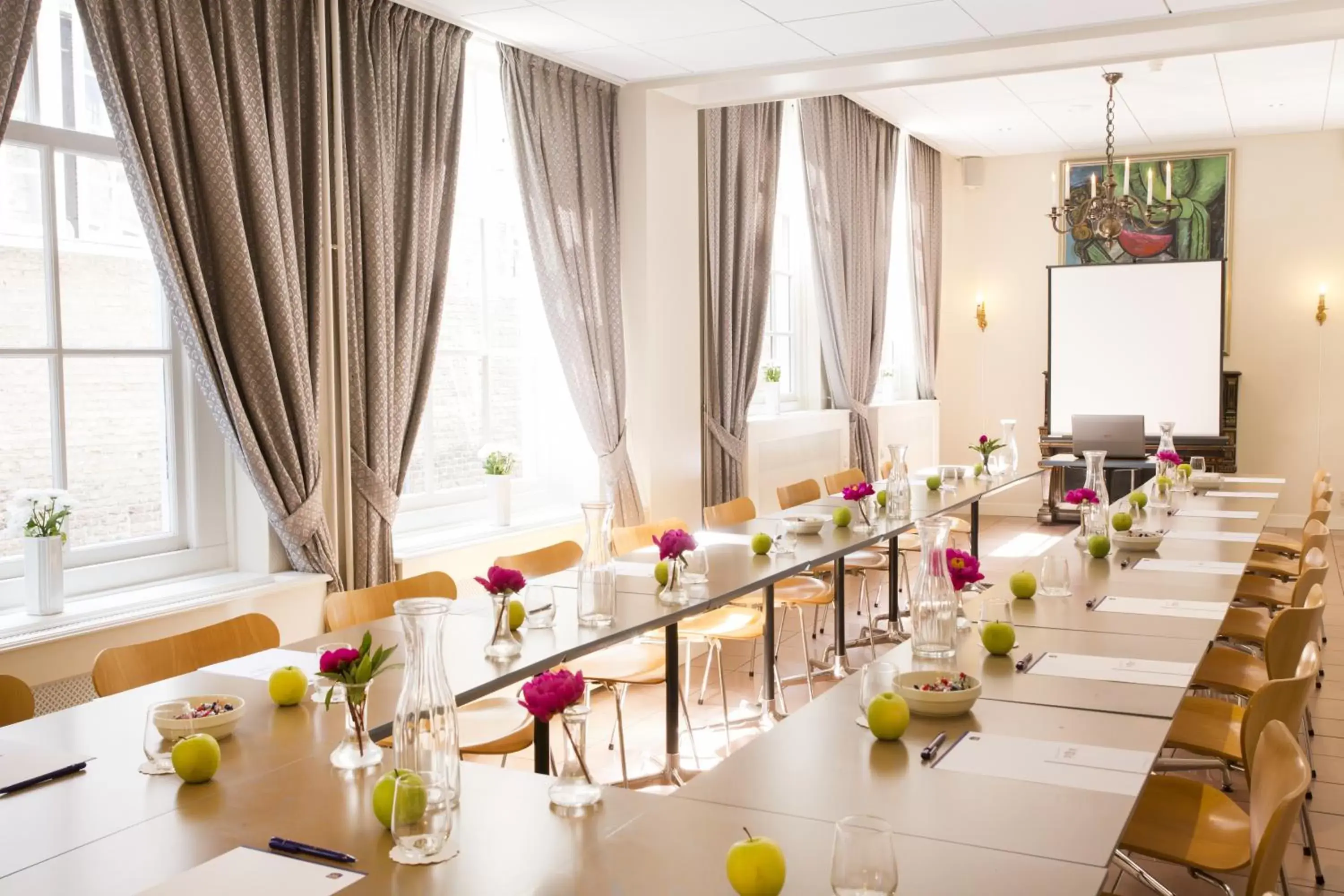 Restaurant/places to eat, Business Area/Conference Room in Best Western Museumhotels Delft