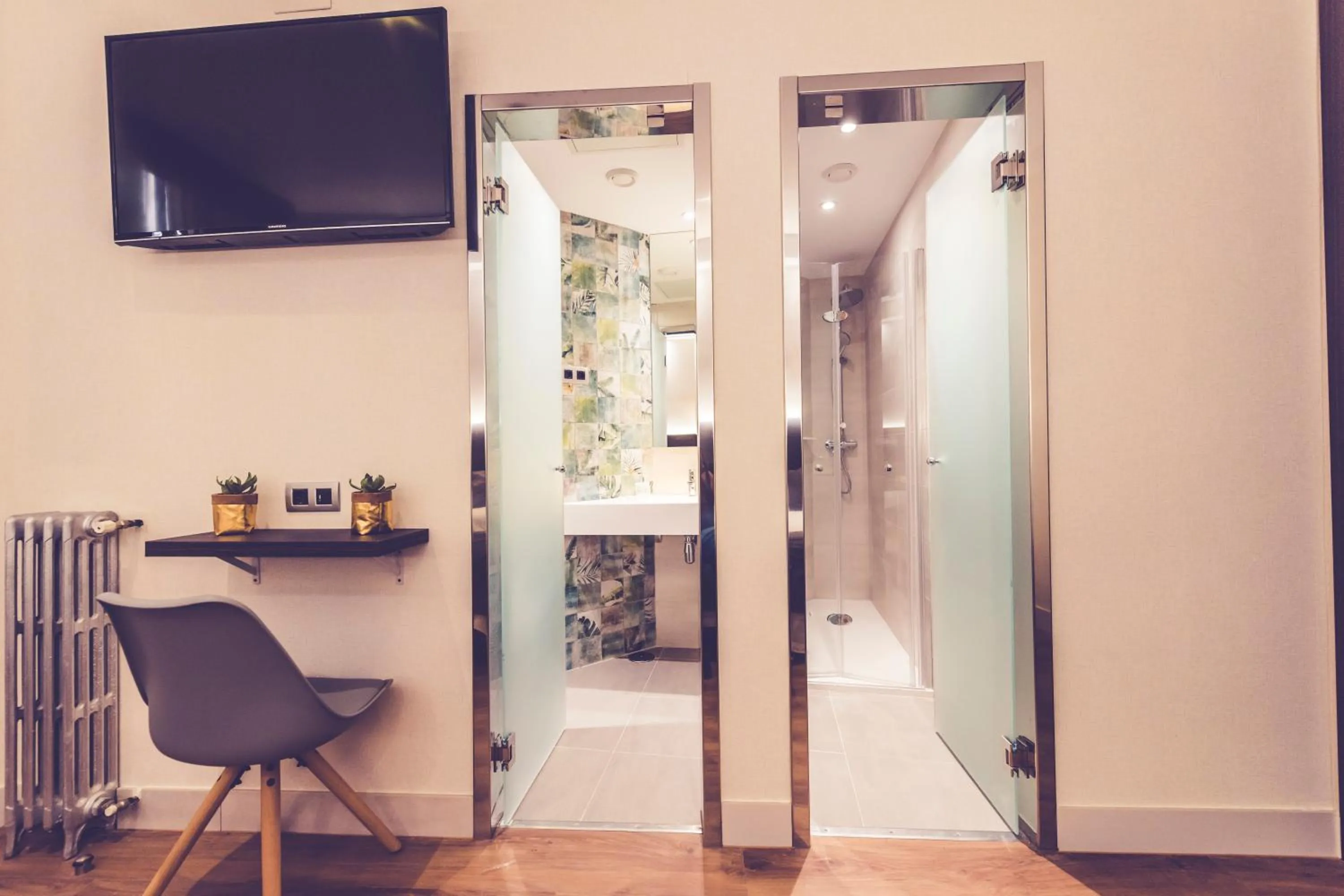 Bathroom in Hostal Marlasca