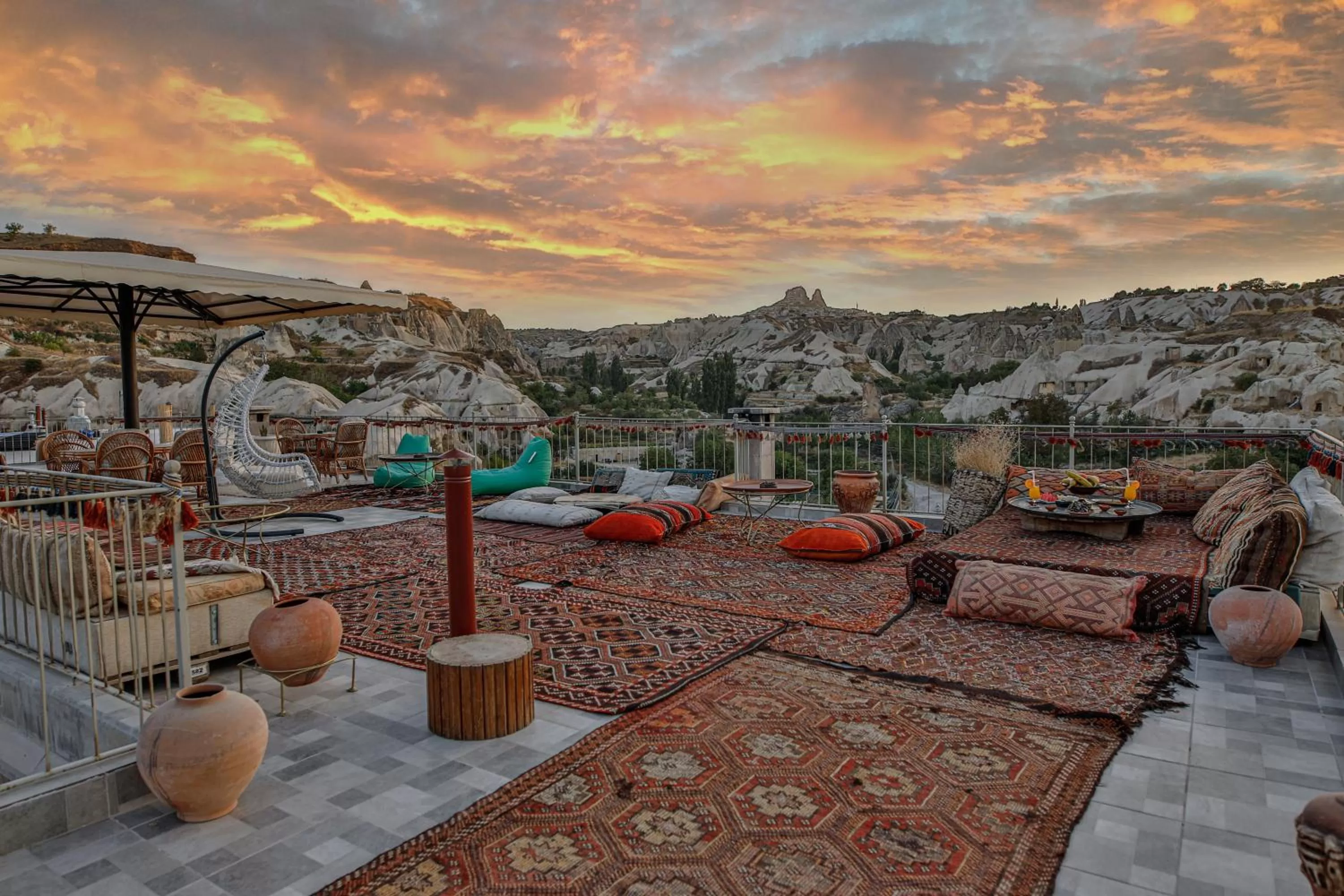 Natural landscape in Şah Saray Cave Suites Halal Hotel