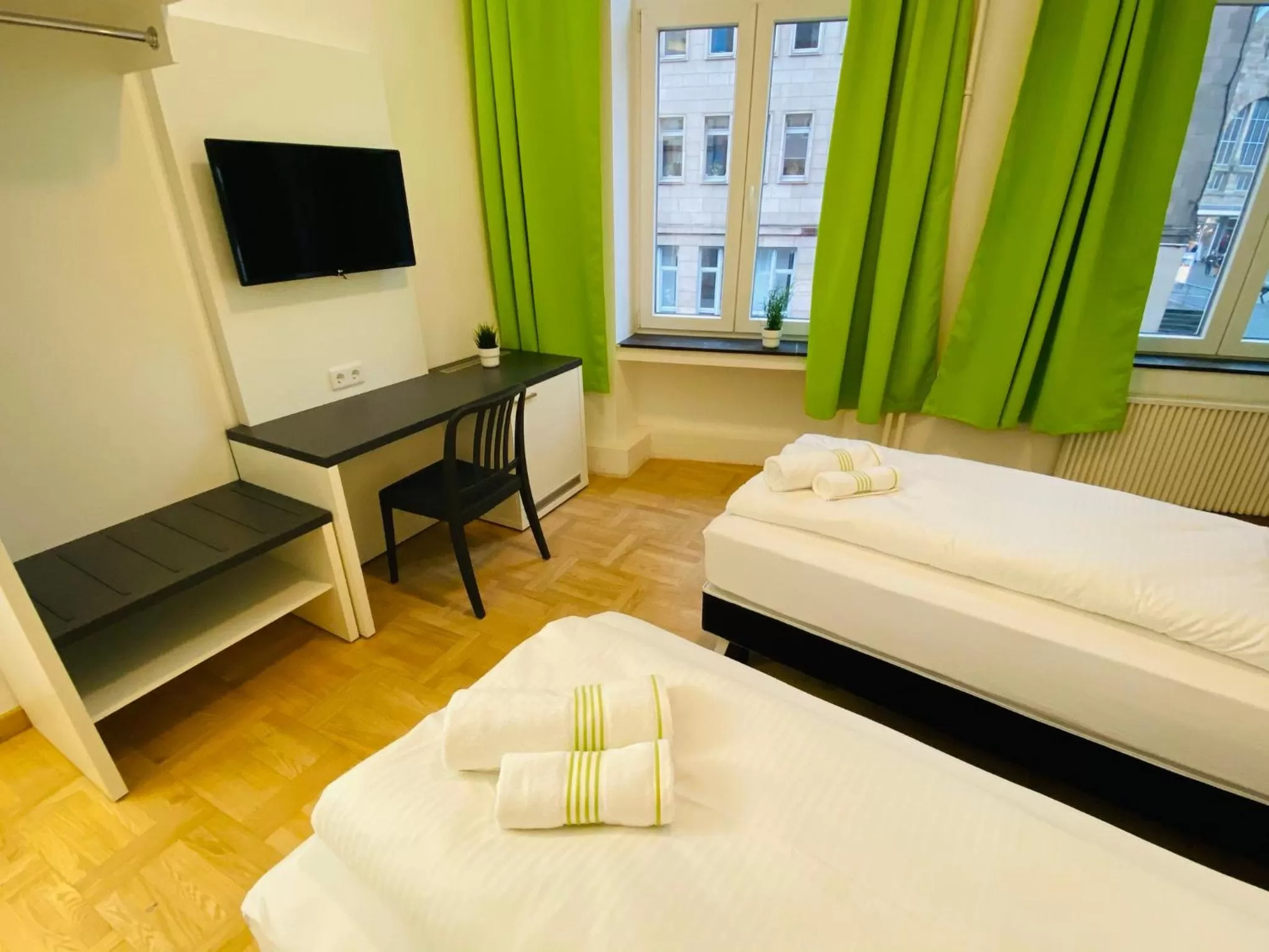 Bed in bestprice Hotel Aachen Hauptbahnhof