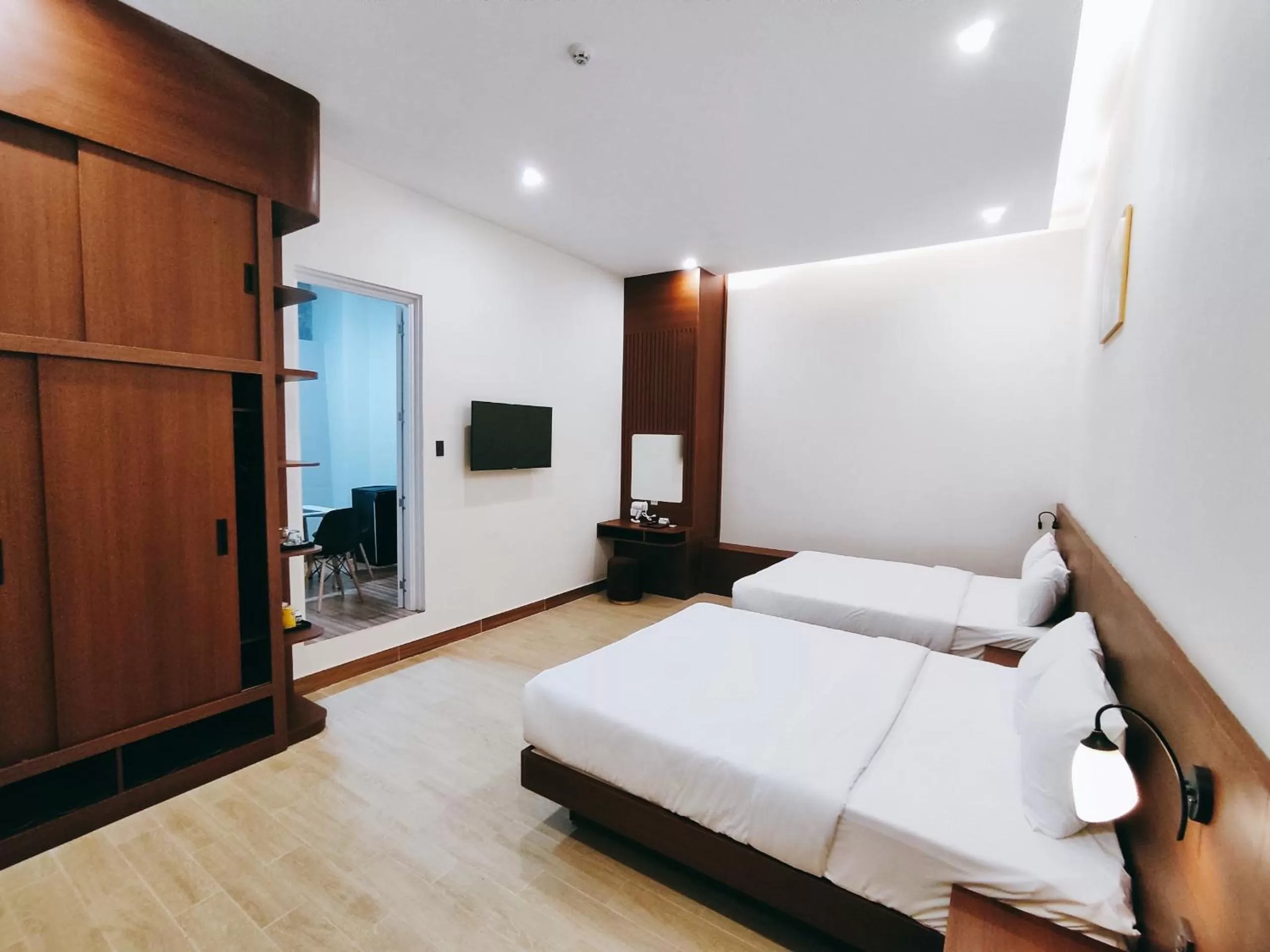 Photo of the whole room, Bed in GREENECO DA LAT HOTEL - Khách sạn Green Eco Đà Lạt