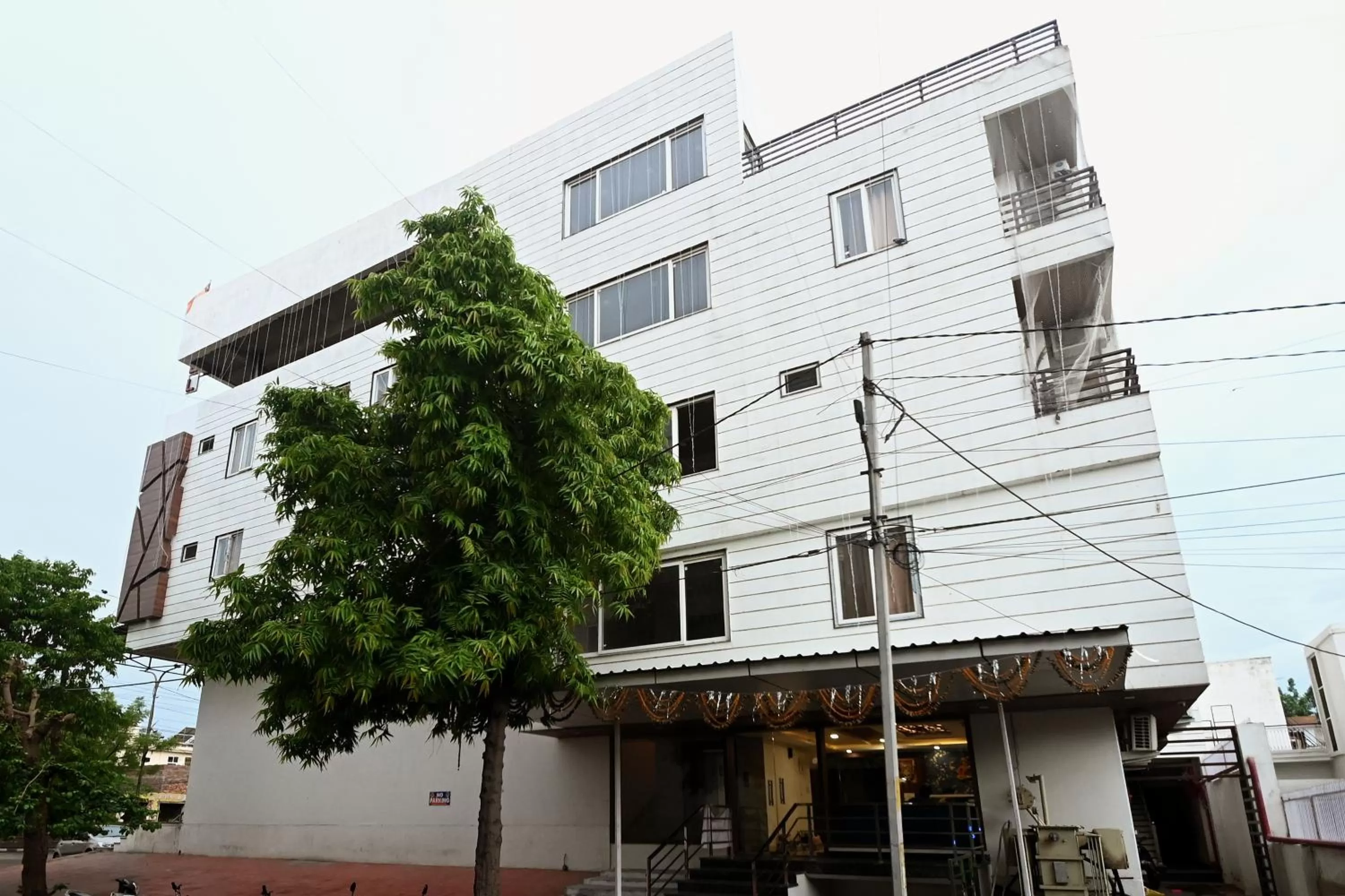 Property building in Hotel Hallmark By THC Group