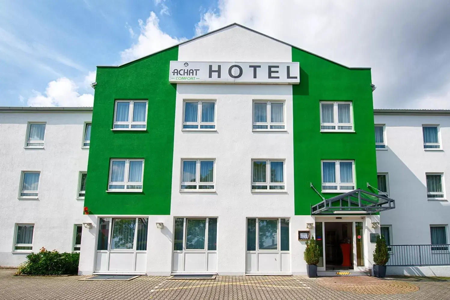 Facade/entrance, Property Building in ACHAT Hotel Rüsselsheim Frankfurt