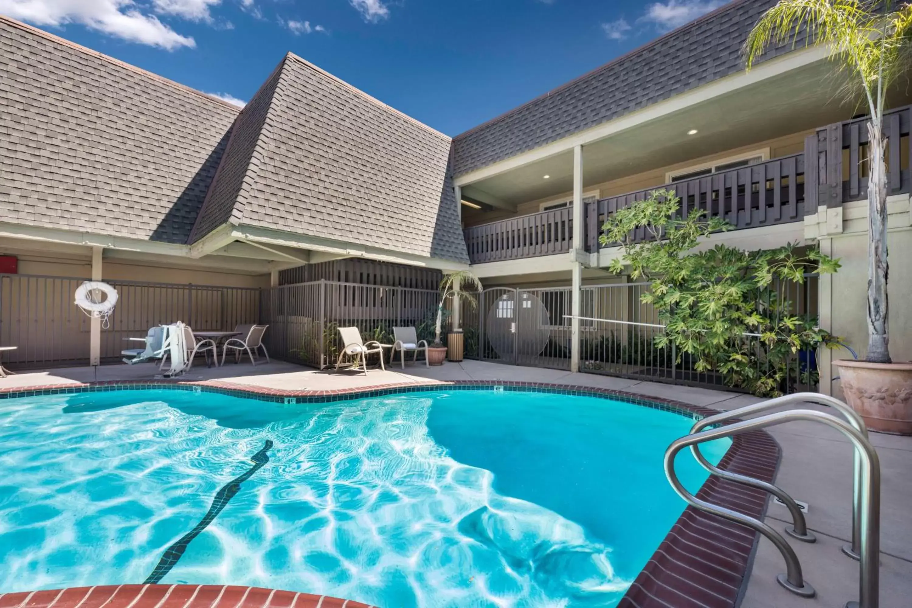 Pool view, Swimming Pool in Best Western Danville Sycamore Inn