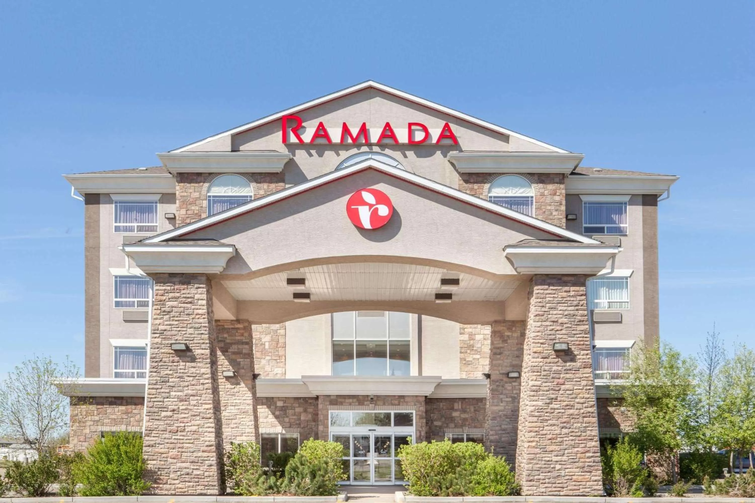 Property building in Ramada by Wyndham Brooks