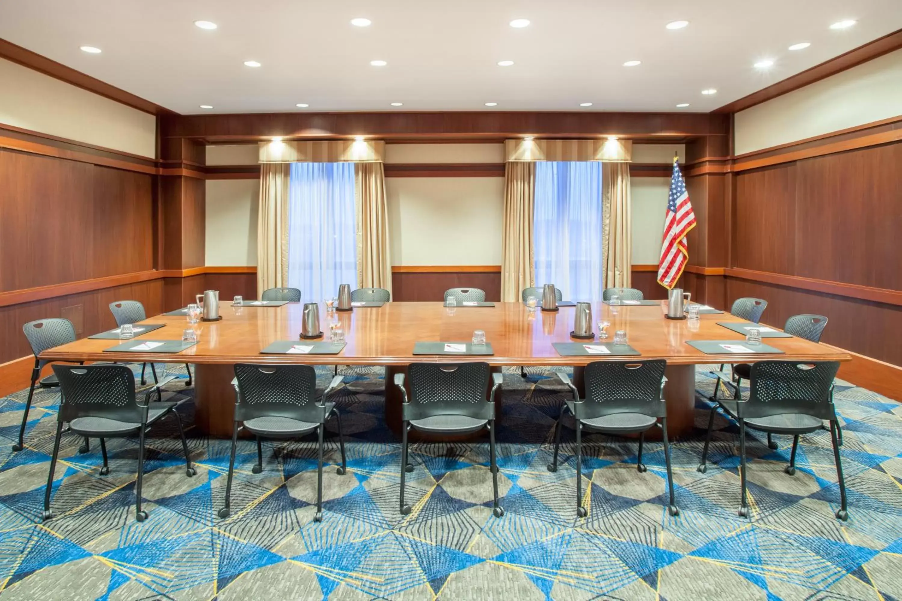 Meeting/conference room in Crowne Plaza Springfield Convention Center, an IHG Hotel