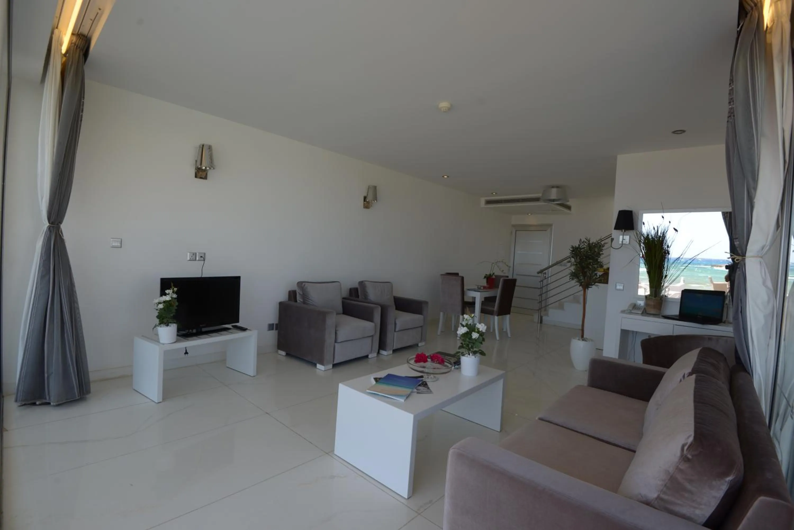 Dome Beach Marina Hotel & Resort