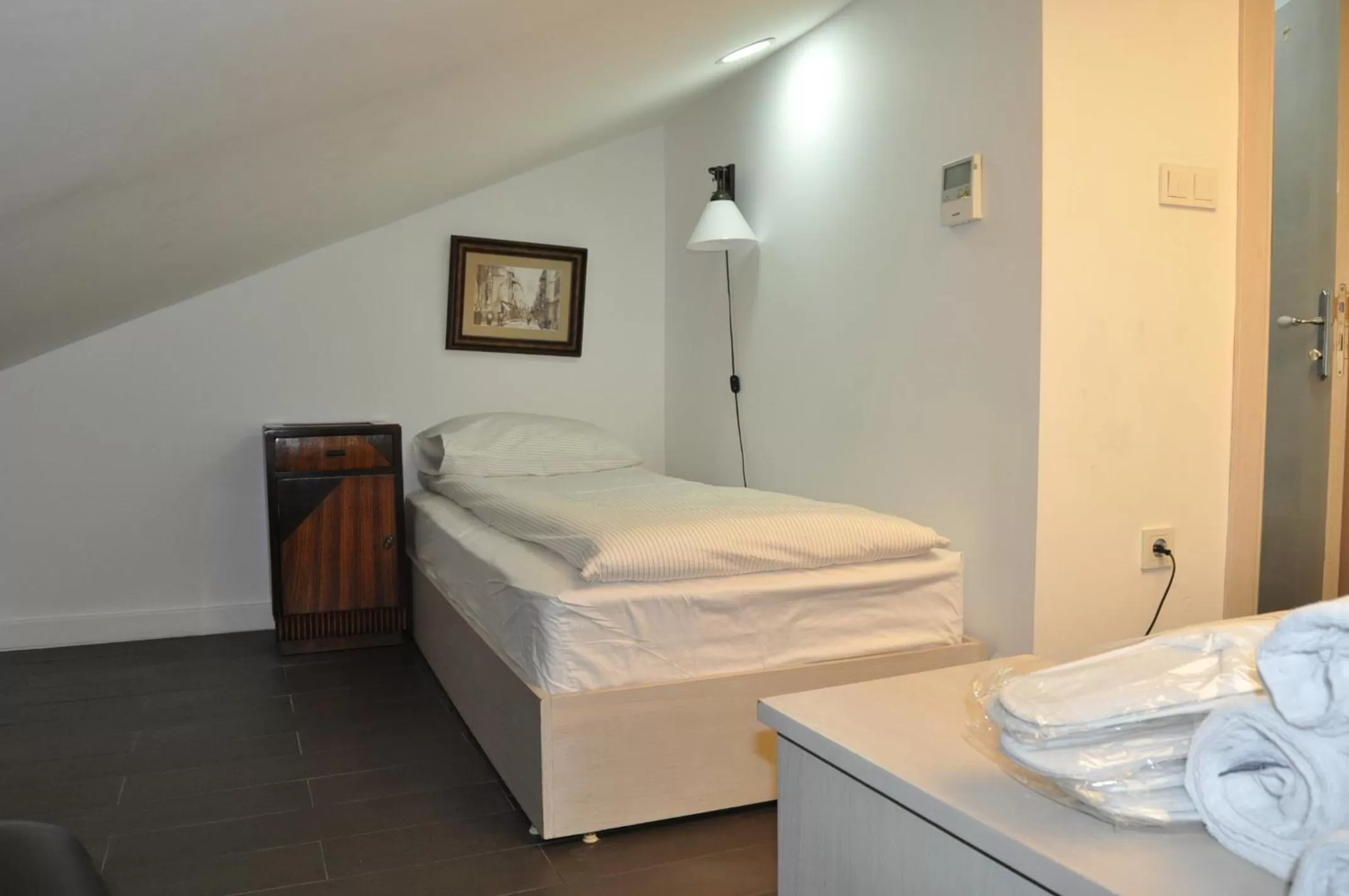 Bed in Villa Pera Suite Hotel