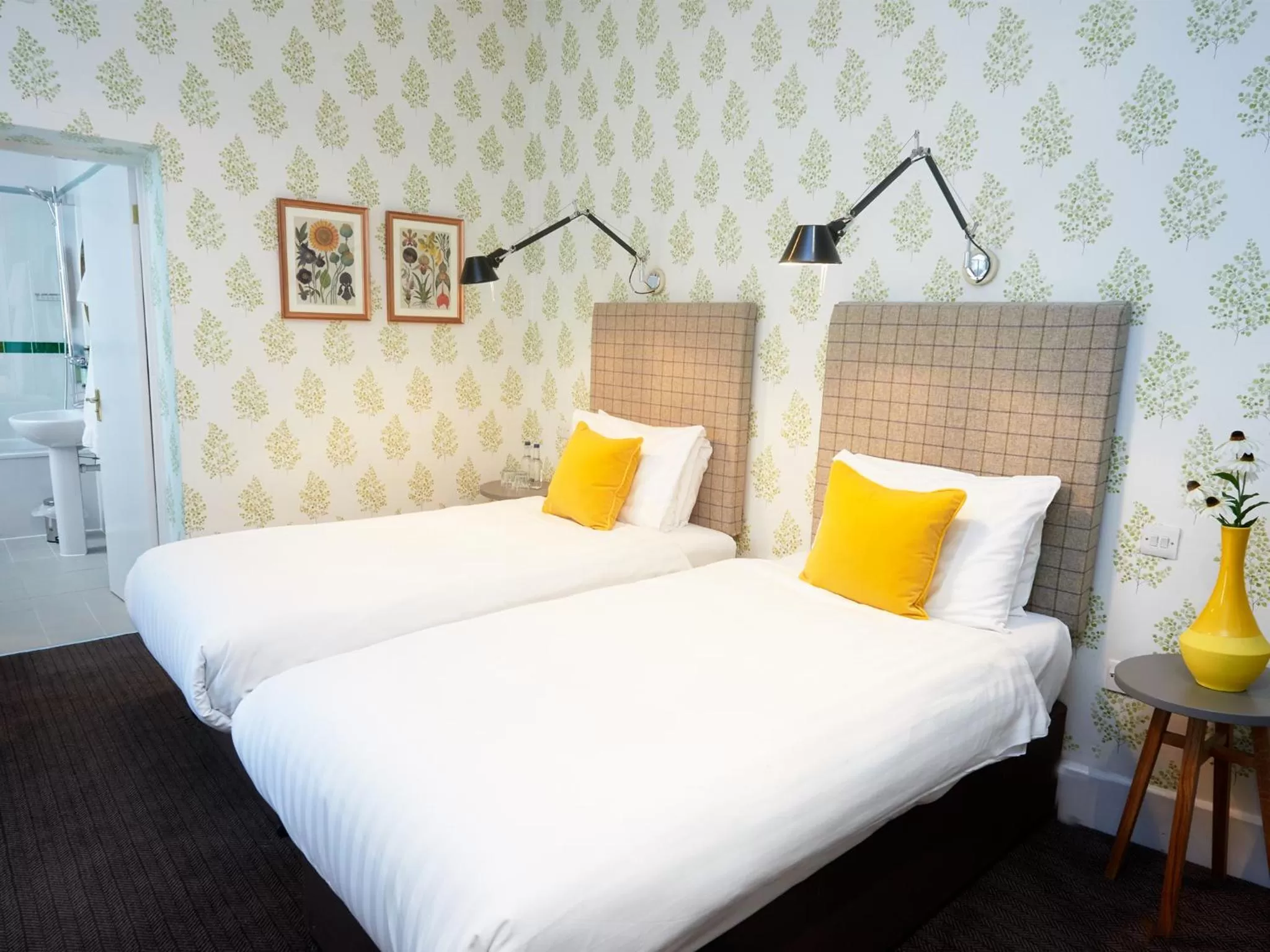 Bed in Embankment Hotel