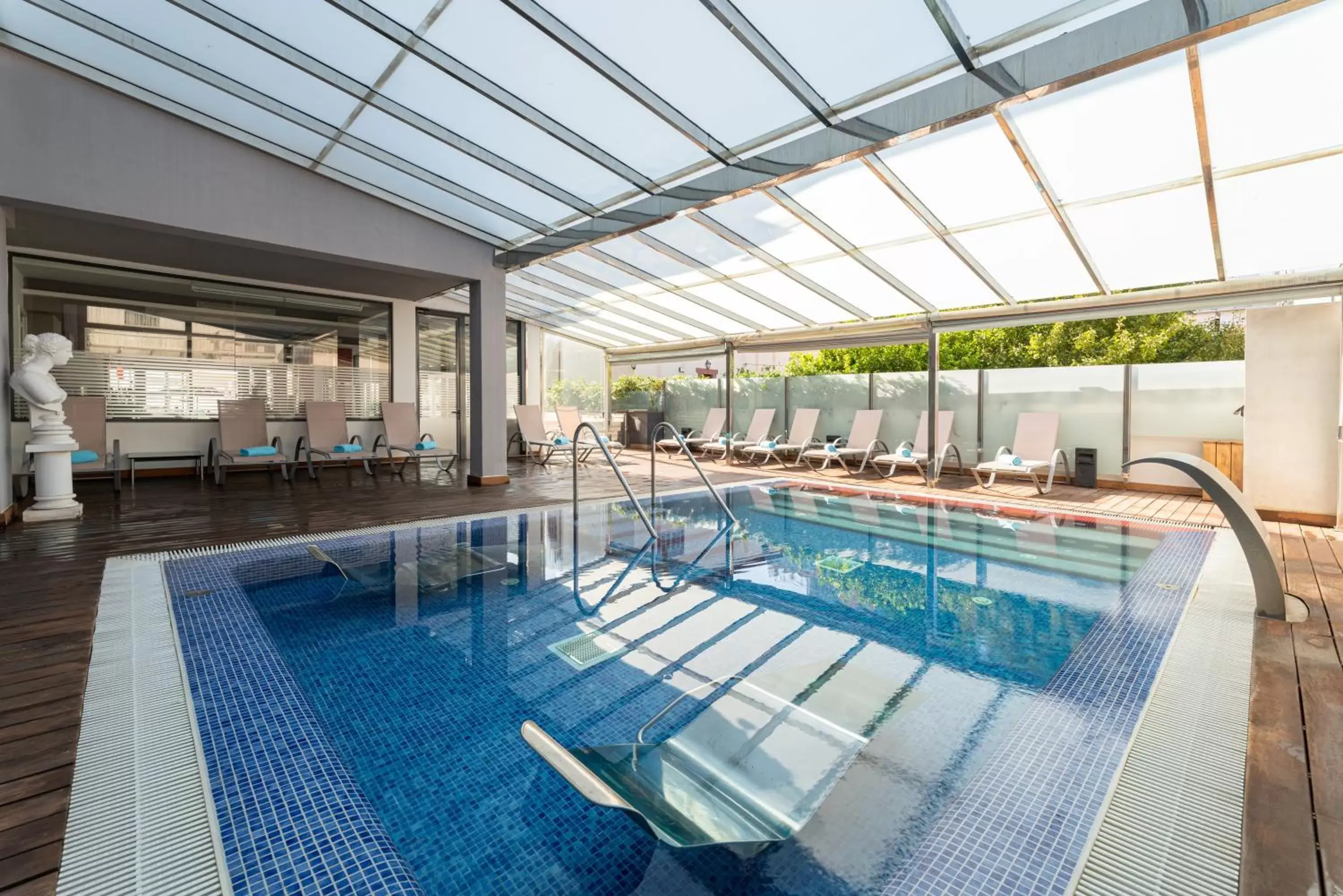 Swimming Pool in Nautic Hotel & Spa