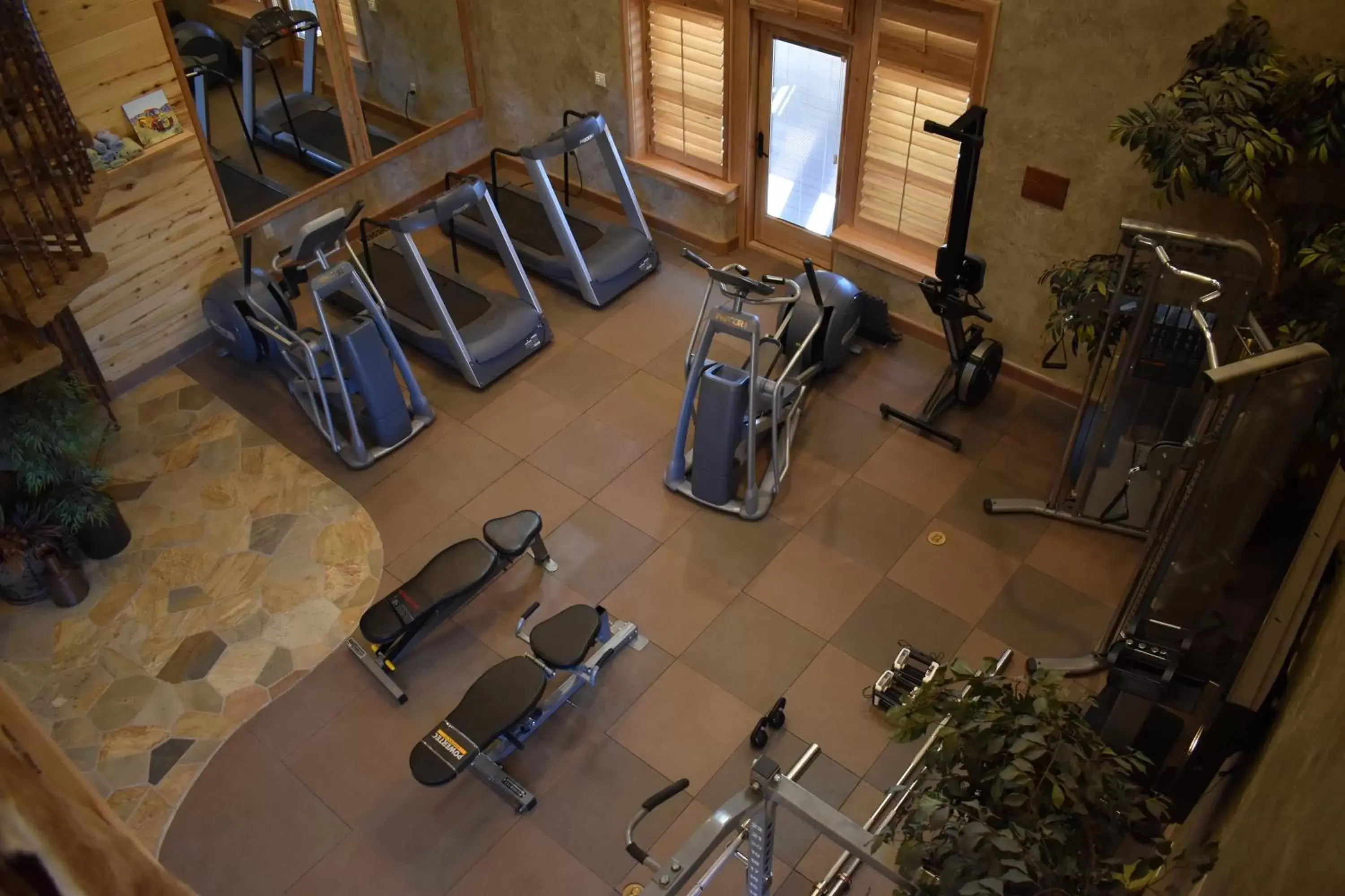 Spa and wellness centre/facilities, Fitness Center/Facilities in Cougar Ridge