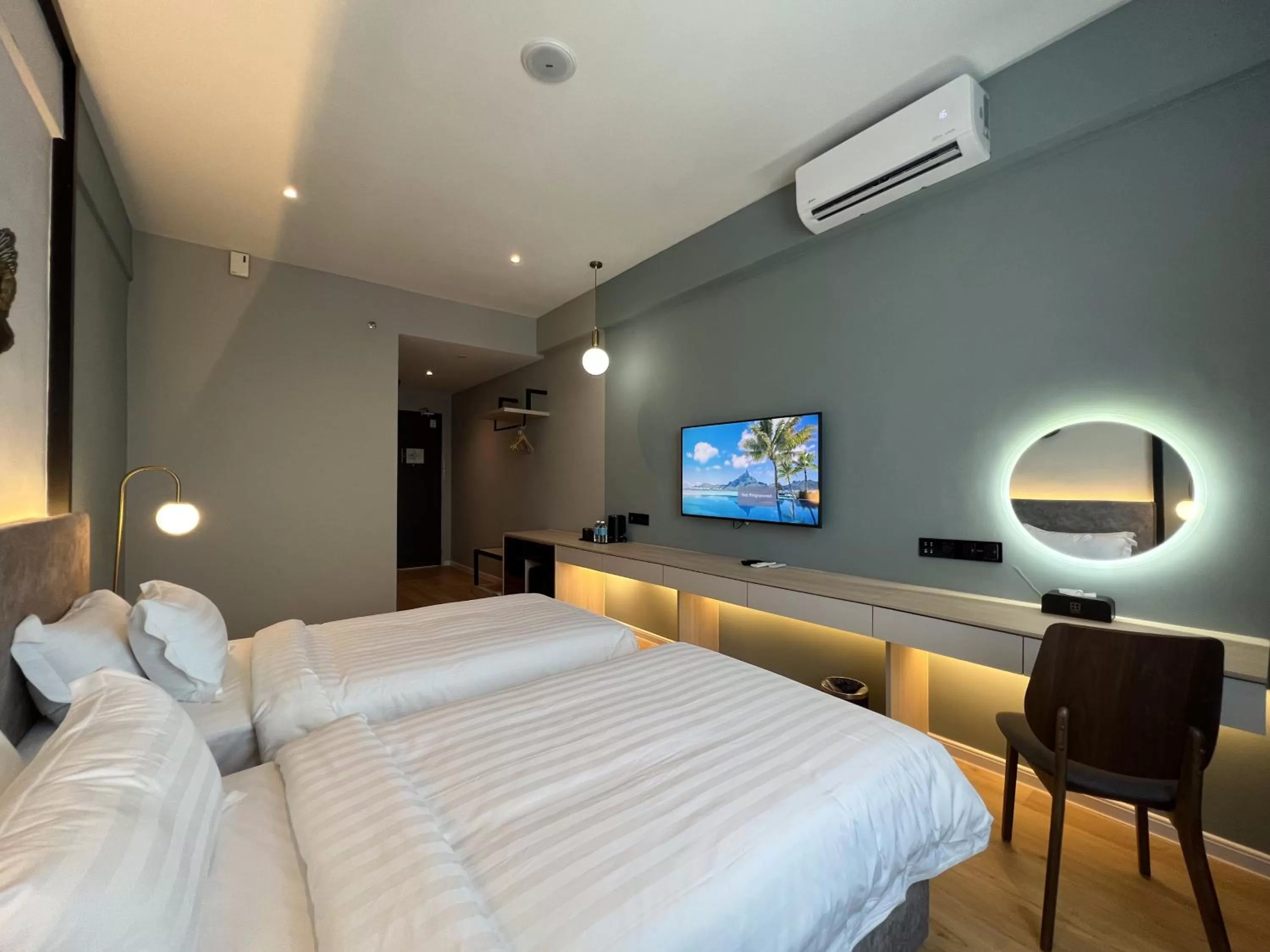 Bedroom, Bed in FUHOTEL