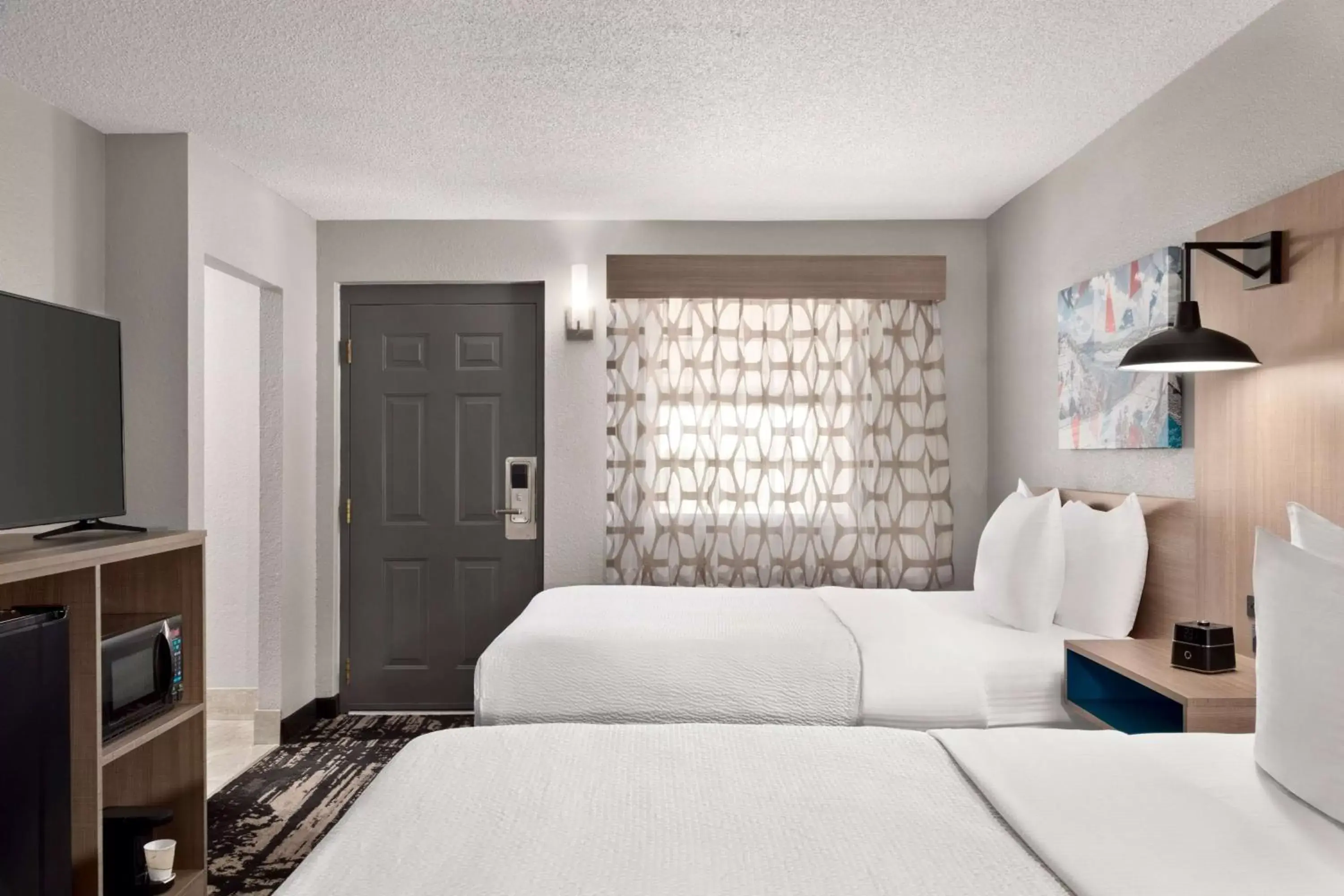 Photo of the whole room, Bed in La Quinta Inn by Wyndham Temple Photo of the whole room, Bed in La Quinta Inn by Wyndham Temple