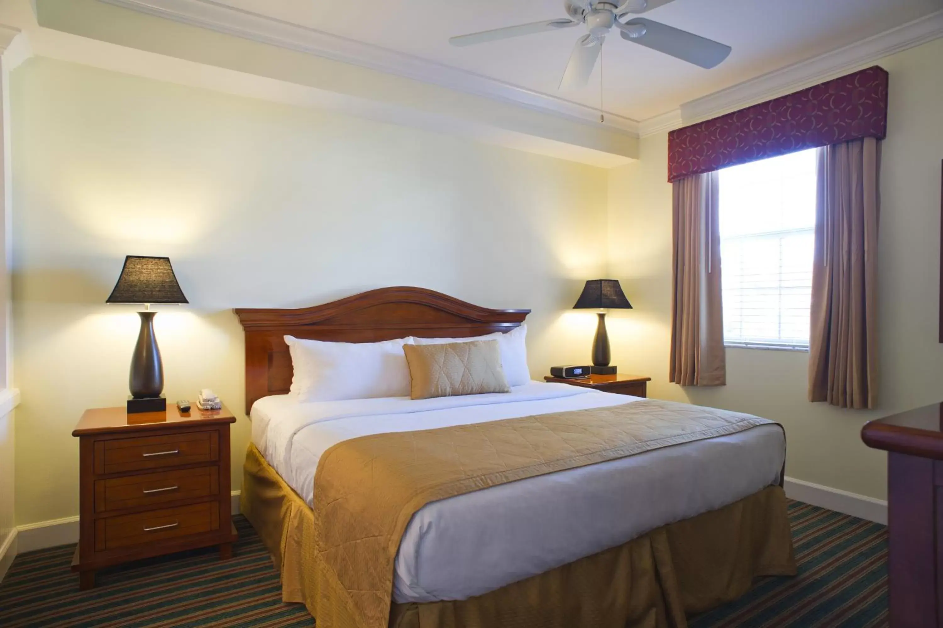 Bedroom, Bed in Grand Beach Resort