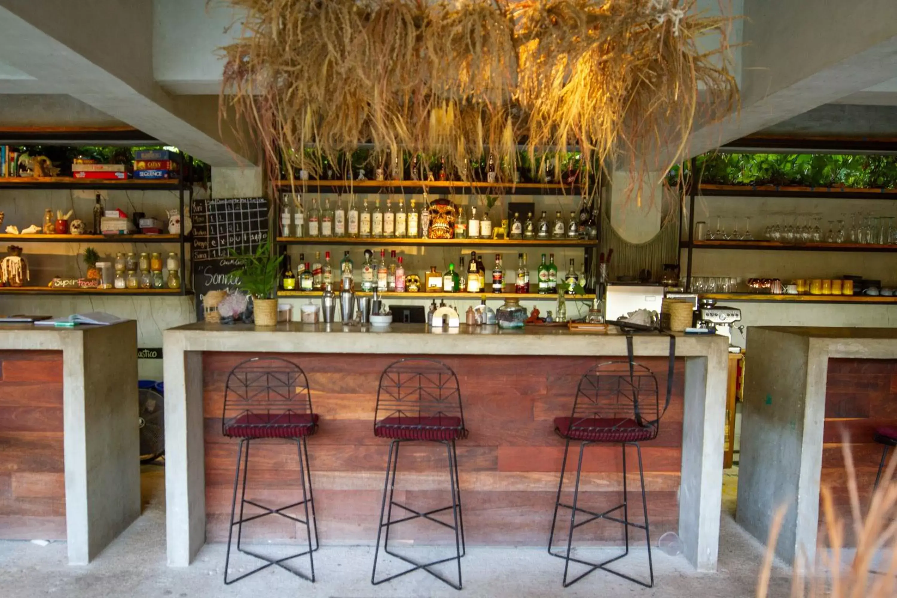 Lounge or bar in Hotel Makaabá Eco-Boutique Lounge or bar in Hotel Makaabá Eco-Boutique