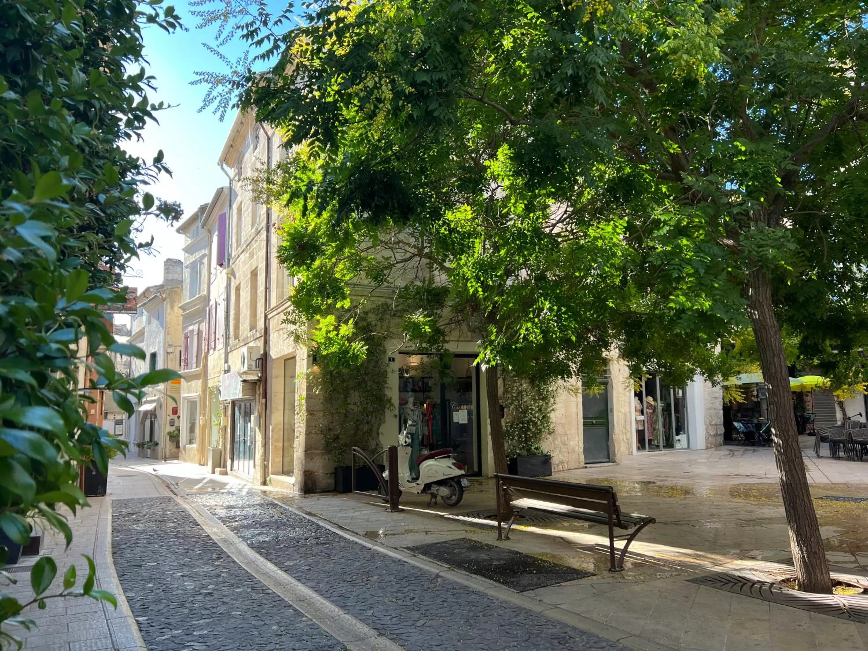 Neighbourhood in Le Regardeur