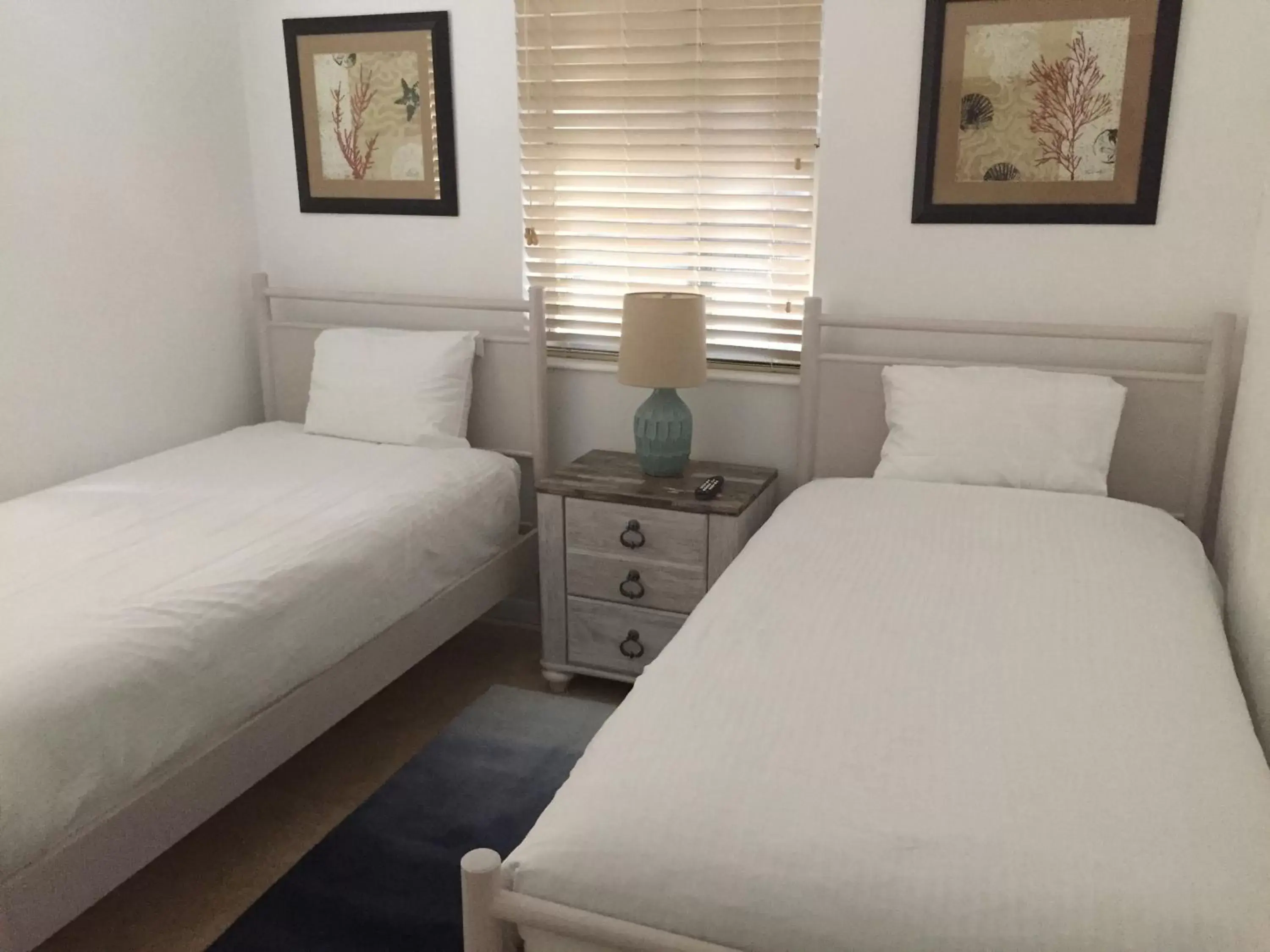 Bedroom, Bed in Paradise Inn - Adult Exclusive