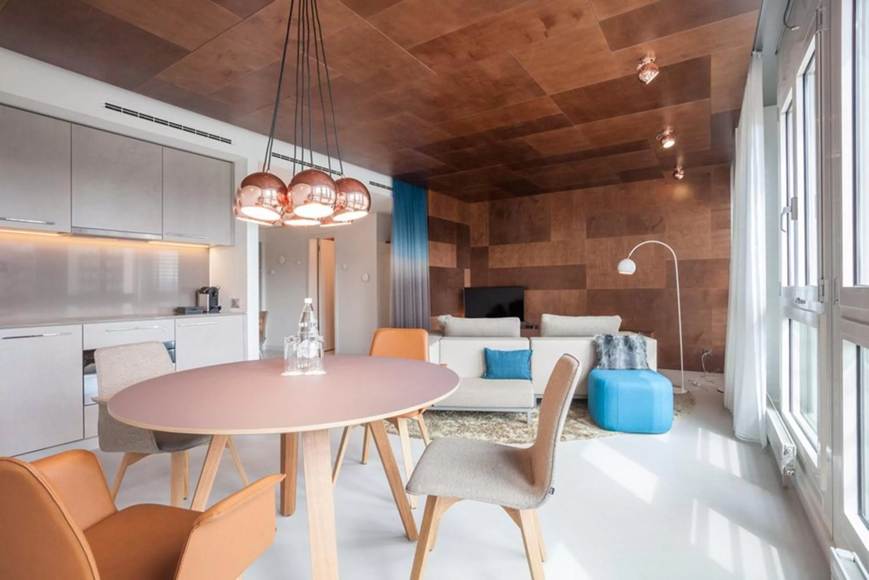 Kitchen or kitchenette in EMA House Hotel Suites