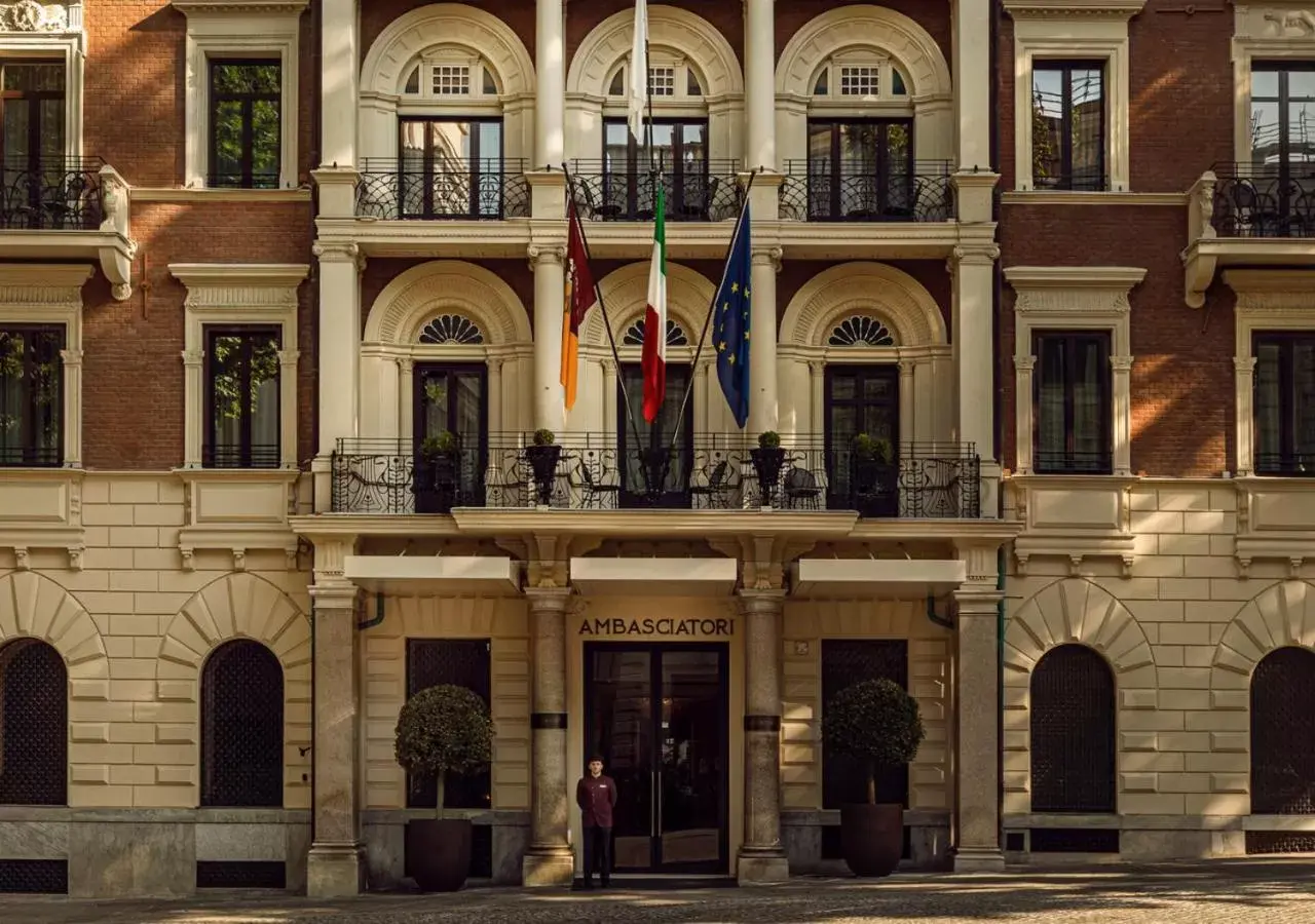 Facade/entrance in InterContinental Rome Ambasciatori Palace by IHG Facade/entrance in InterContinental Rome Ambasciatori Palace by IHG
