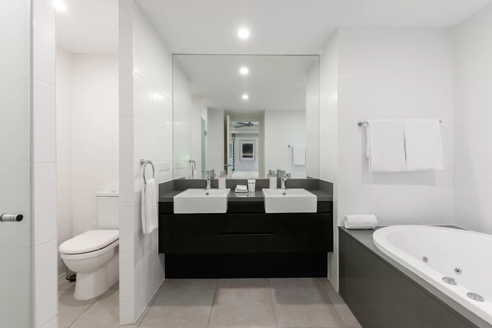 Toilet, Bathroom in Port Douglas Private Apartments in Temple