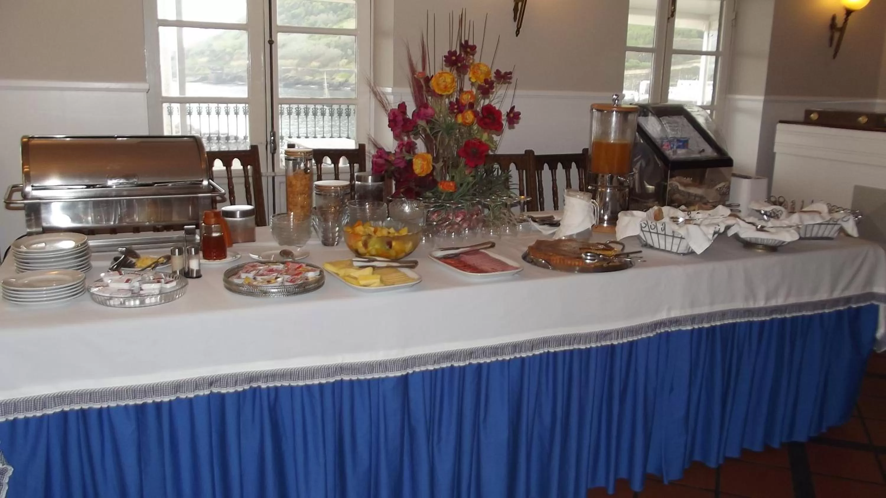 Breakfast in Hotel Beira Mar