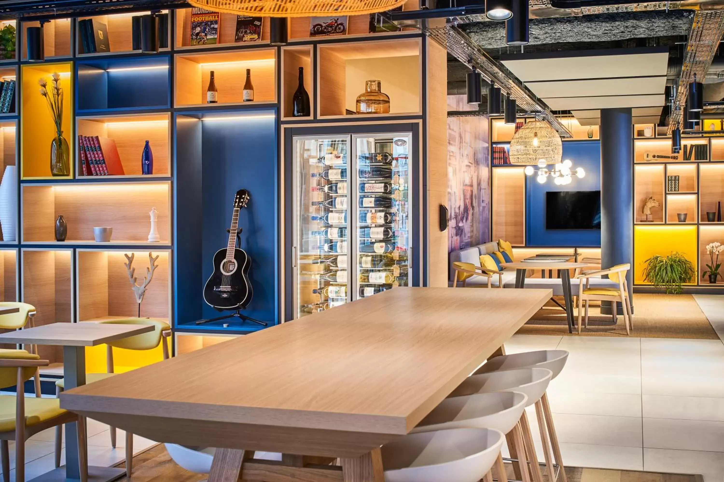 Restaurant/places to eat in ibis Bethune Centre Gare Restaurant/places to eat in ibis Bethune Centre Gare