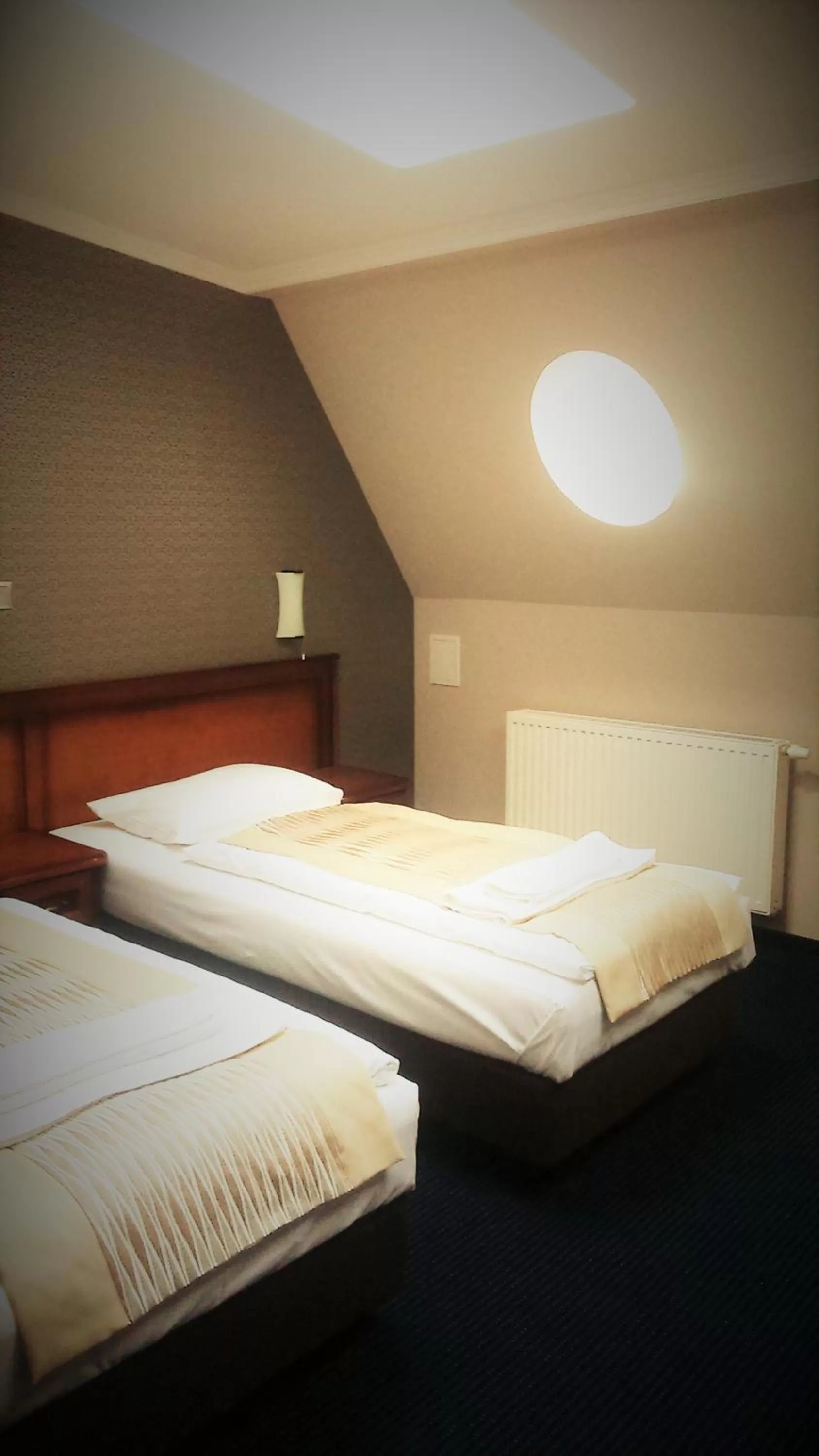 Bed in Hotel Kamienica