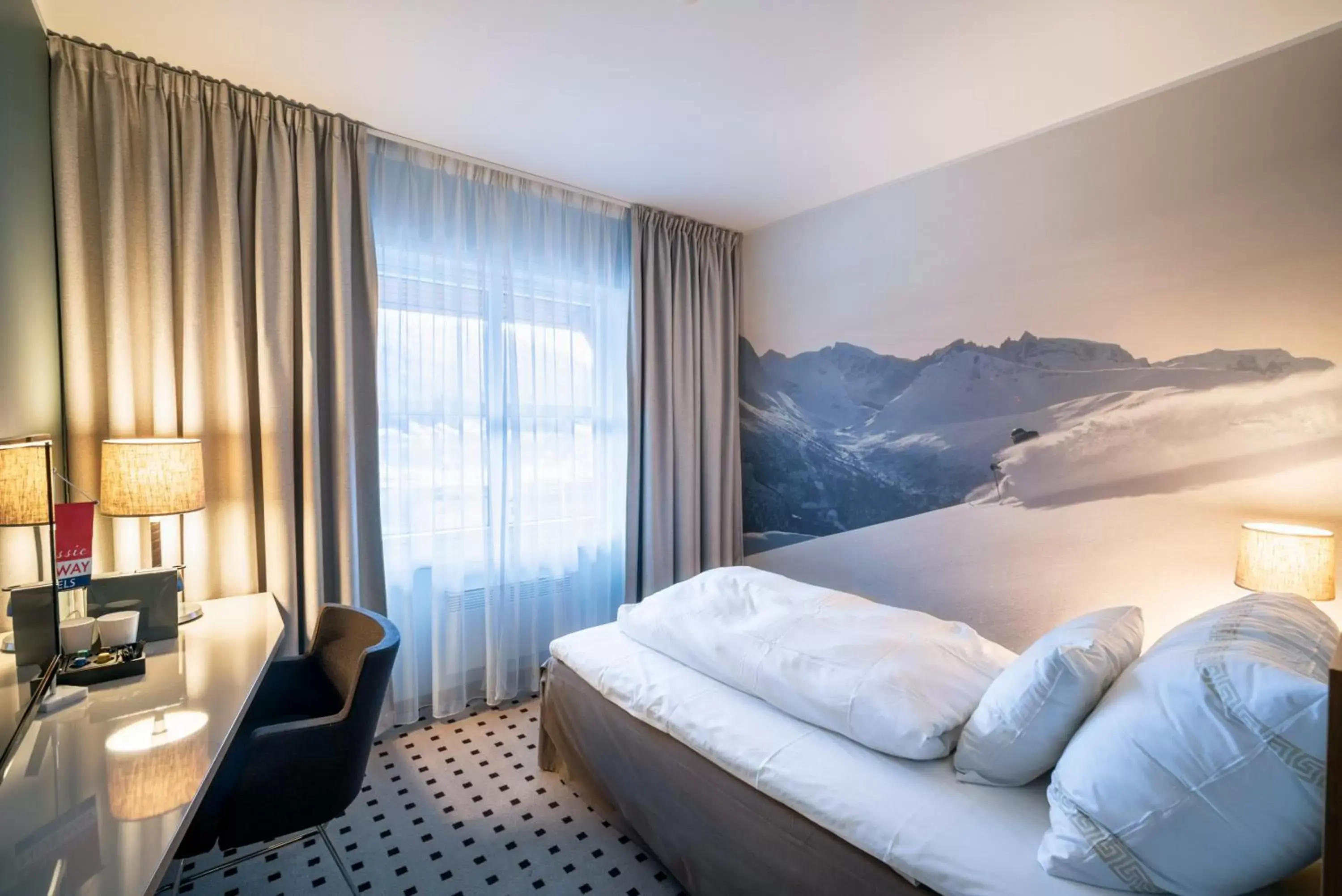 Single Room in Grand Hotel - by Classic Norway Hotels Single Room in Grand Hotel - by Classic Norway Hotels