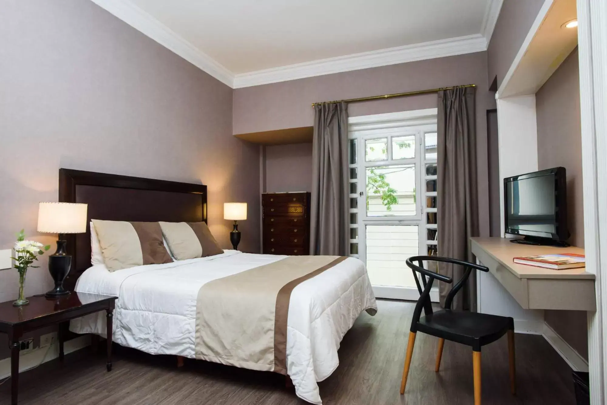 Bedroom, Bed in 1253 Recoleta Small Hotel