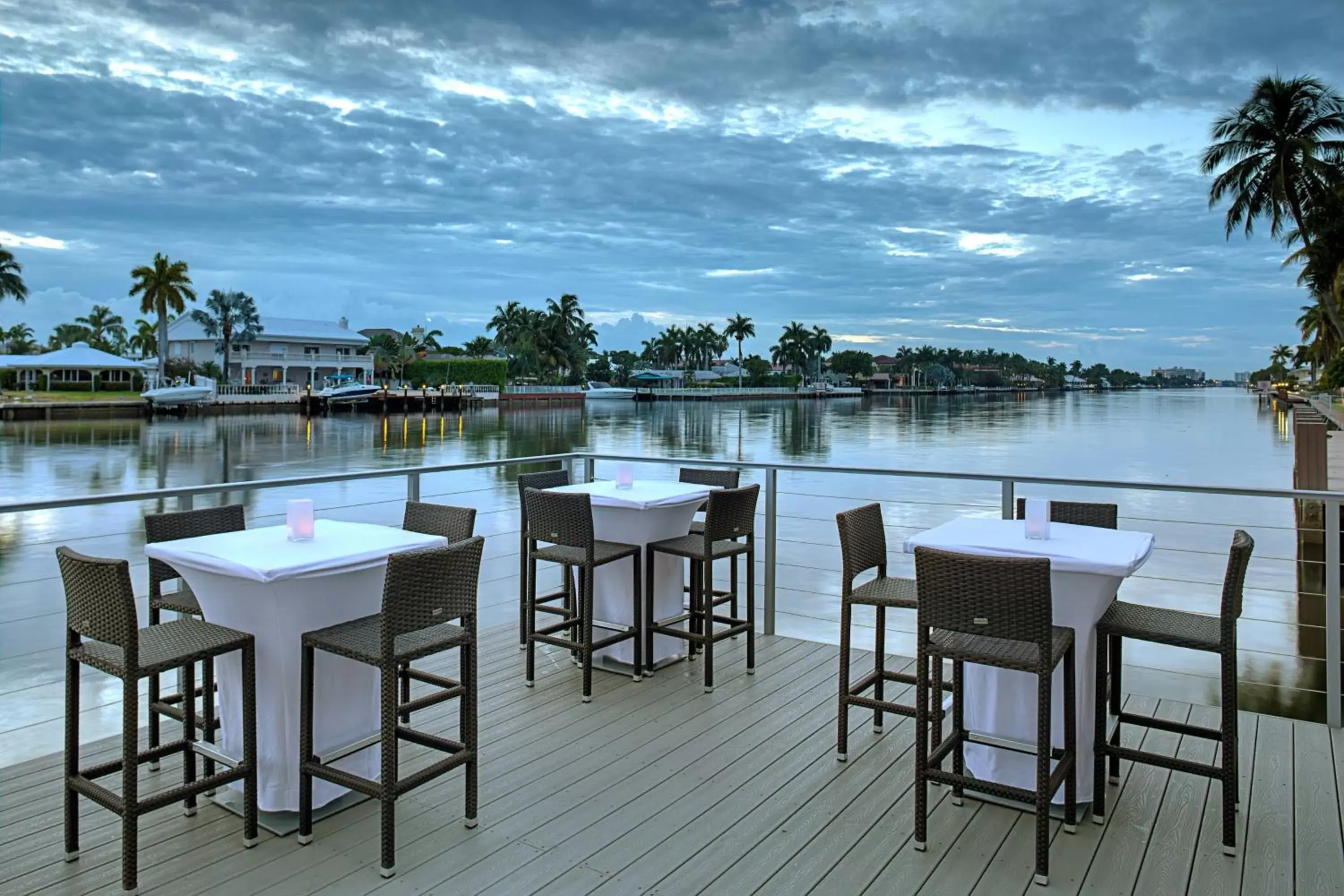 Meeting/conference room, Restaurant/Places to Eat in Residence Inn by Marriott Fort Lauderdale Intracoastal