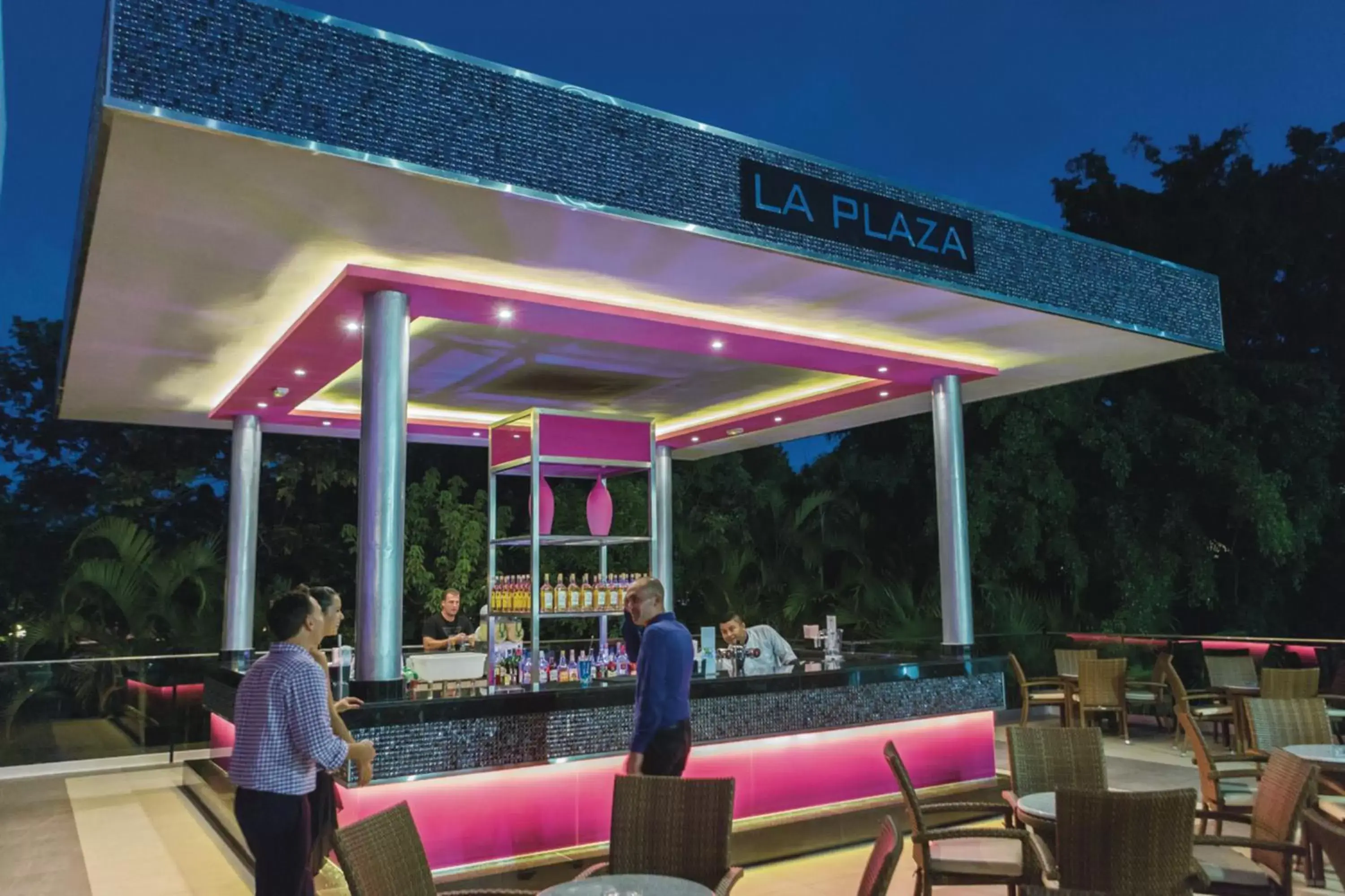 Lounge or bar in Riu Playacar - All Inclusive Lounge or bar in Riu Playacar - All Inclusive