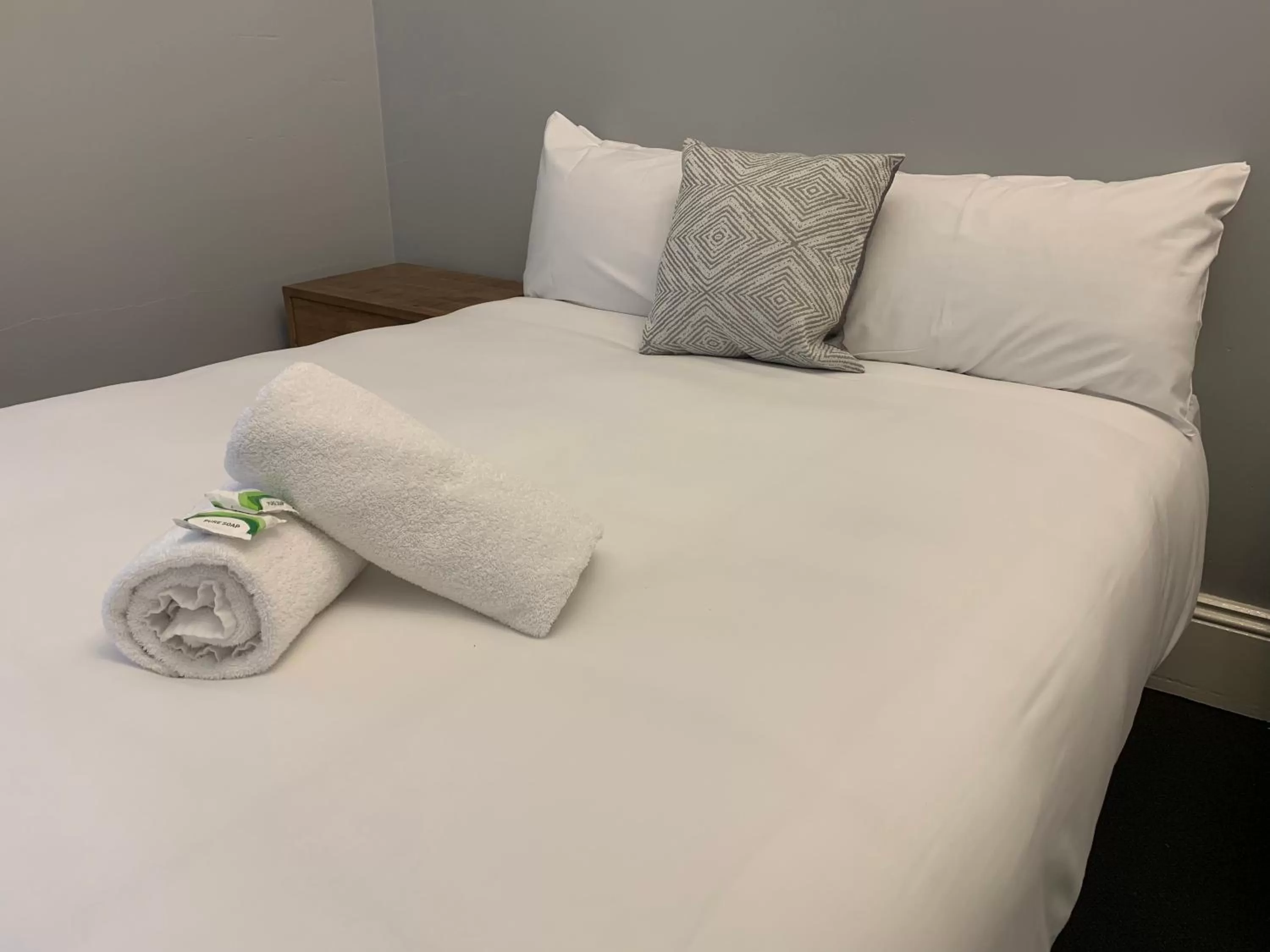 Bedroom, Bed in Abermain Hotel