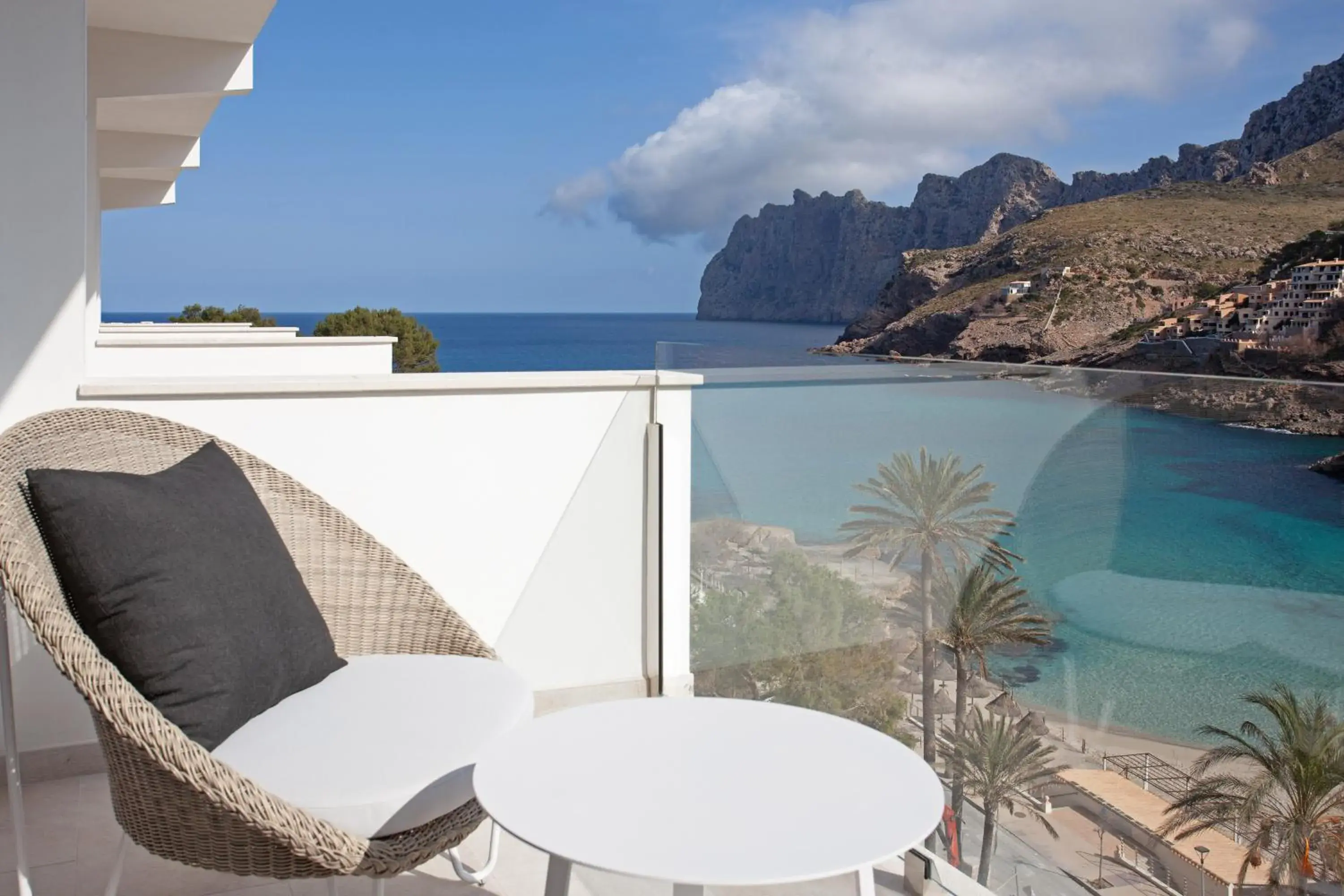 Sea view, Balcony/Terrace in Grupotel Molins