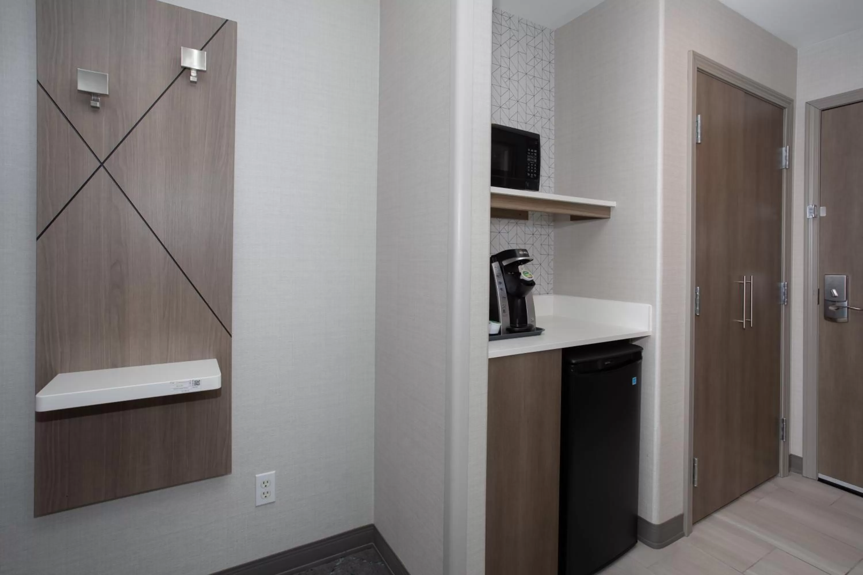 Photo of the whole room in Holiday Inn Express Hotel & Suites Grand Junction by IHG