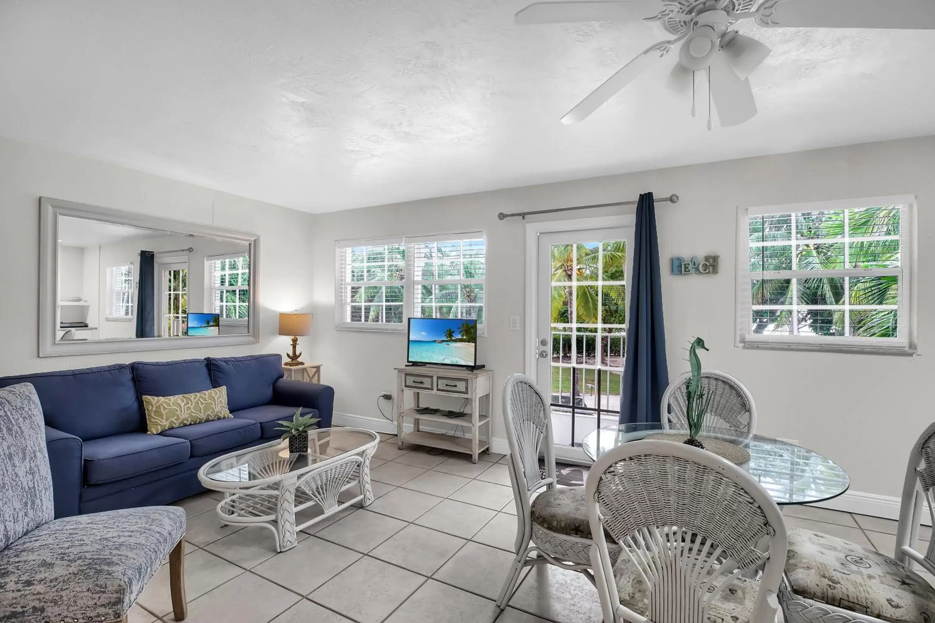 Living room, Seating Area in Atlantic Bay Resort