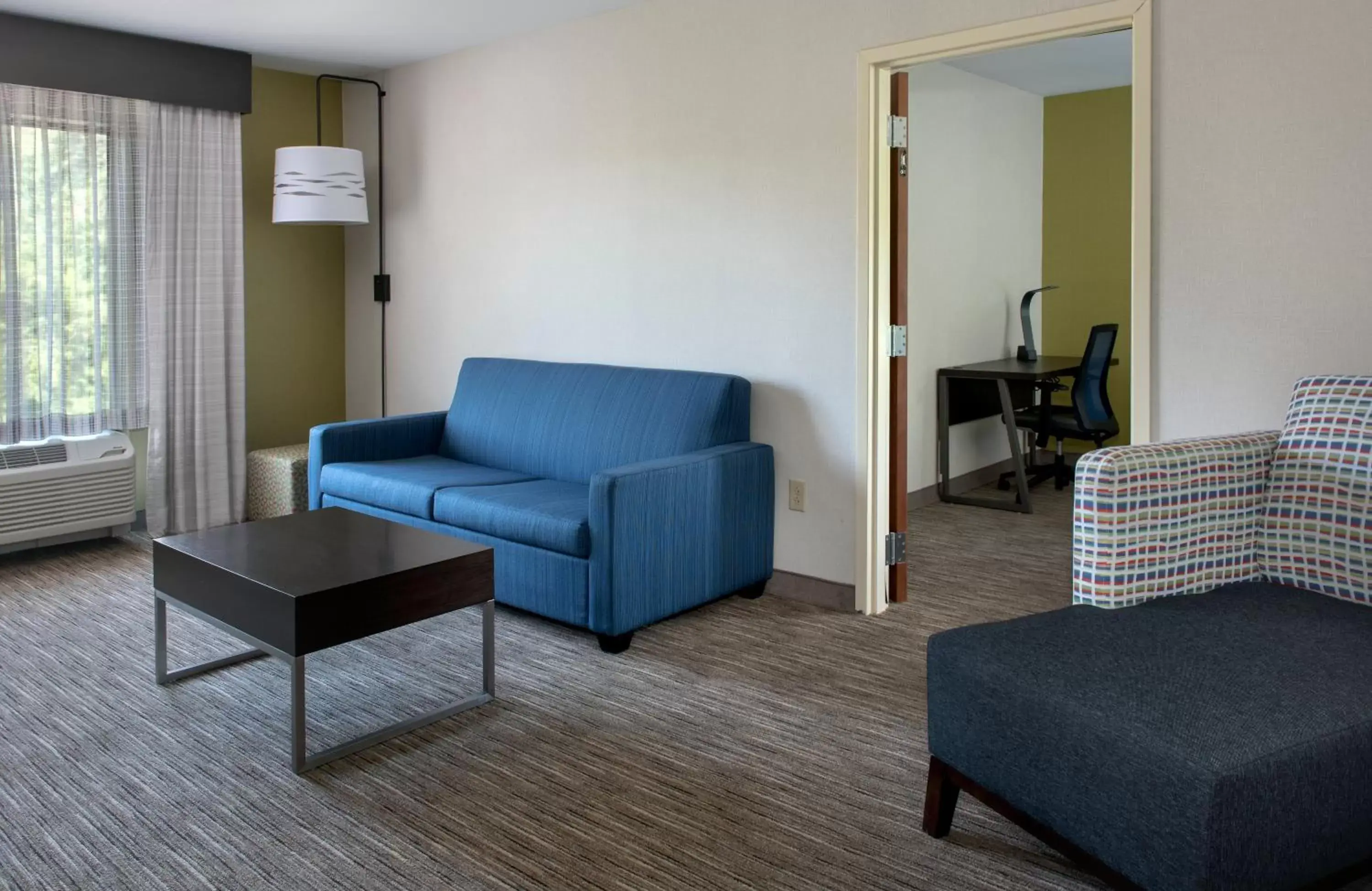 Photo of the whole room, Seating Area in Holiday Inn Express Great Barrington, an IHG Hotel