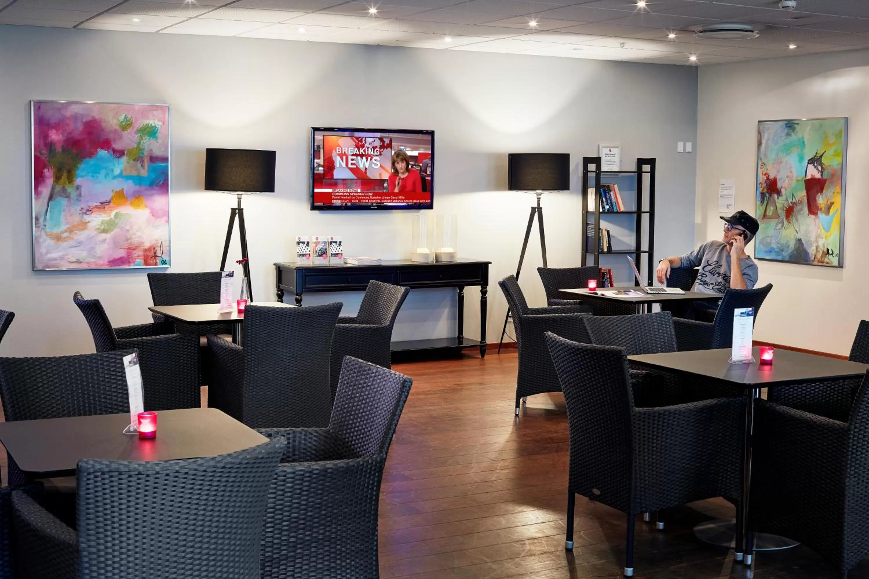 Lounge or bar in Cabinn Aarhus