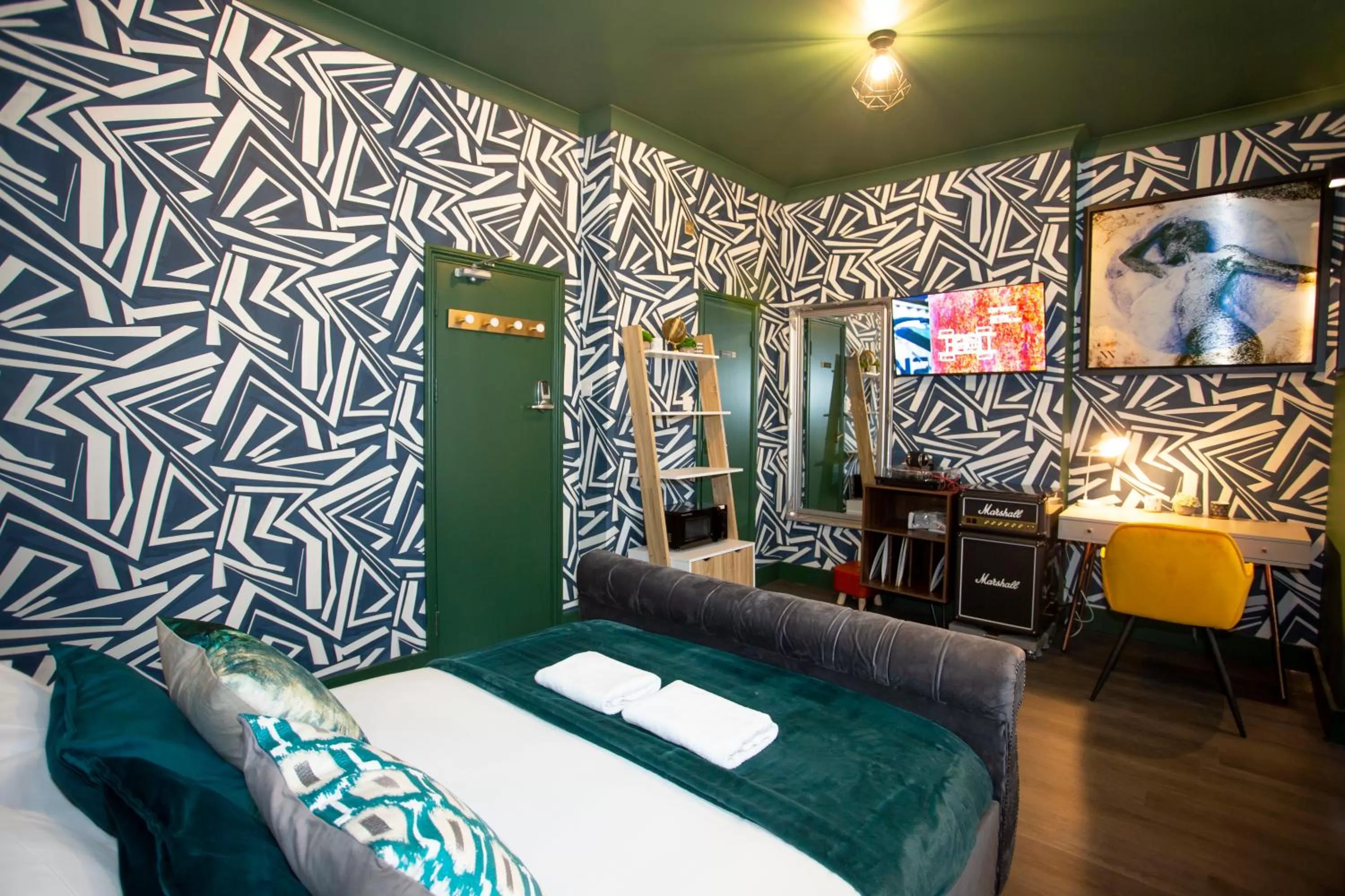 Bedroom, Bed in The Rokxy Townhouses & Residences - Kings Cross