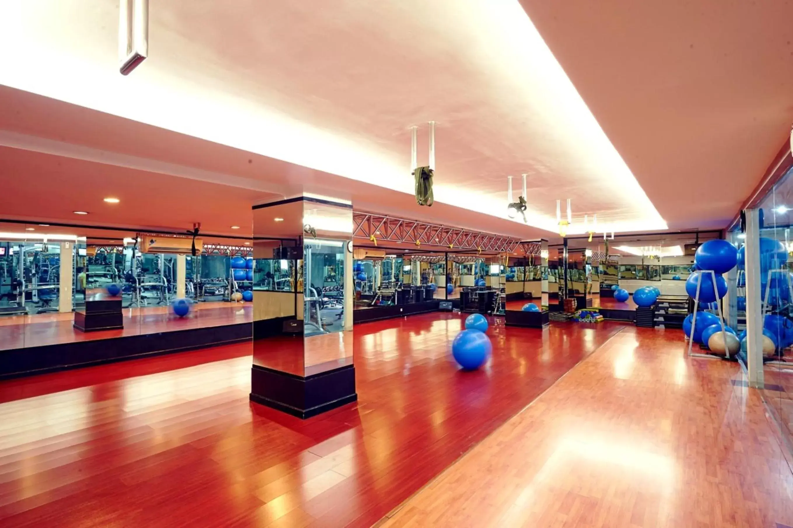 Fitness centre/facilities, Lounge/Bar in Garden Palace Hotel Powered by Archipelago