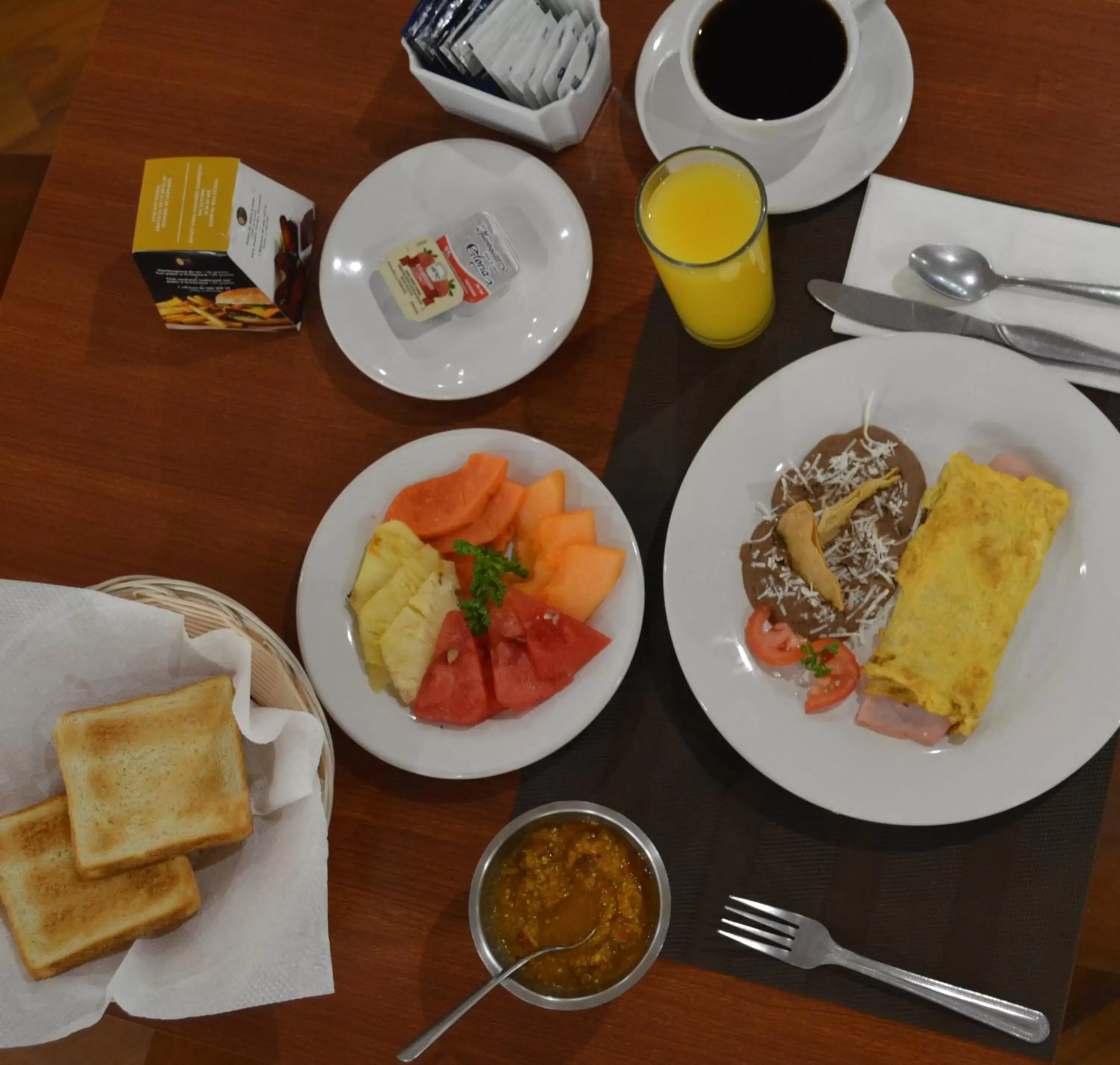 Breakfast in Hotel Valle de Mexico Toreo