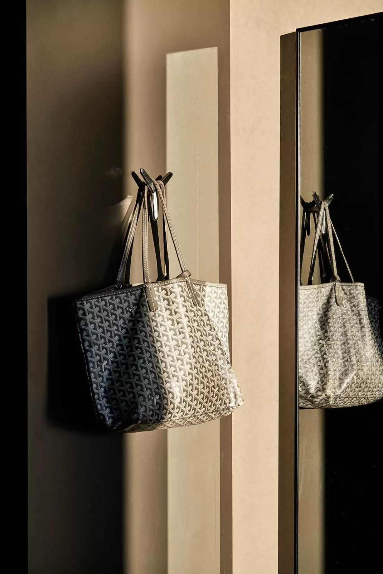 Decorative detail in Veriu Green Square