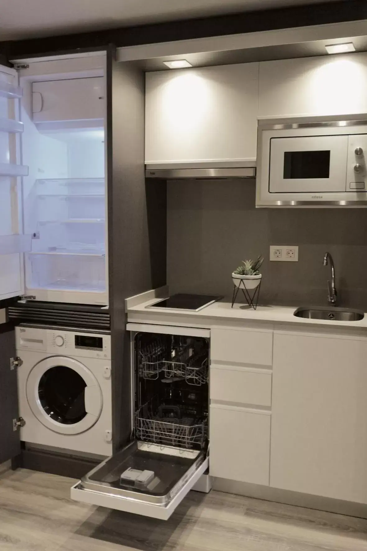 Kitchen or kitchenette, Kitchen/Kitchenette in Bilbao City Center by abba Suites