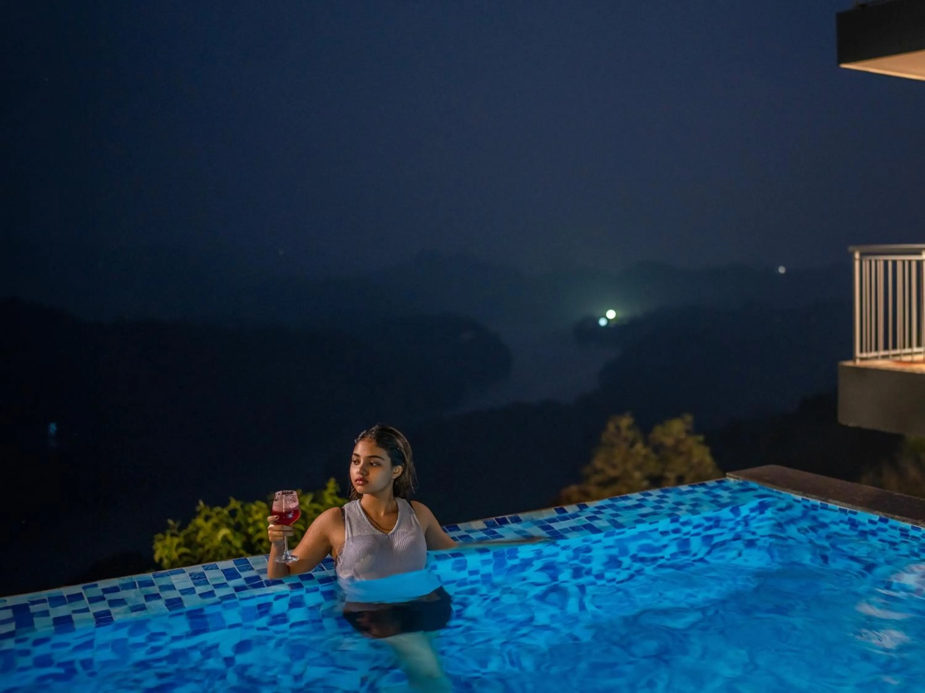 Night in Ragamaya Resort & Spa Munnar