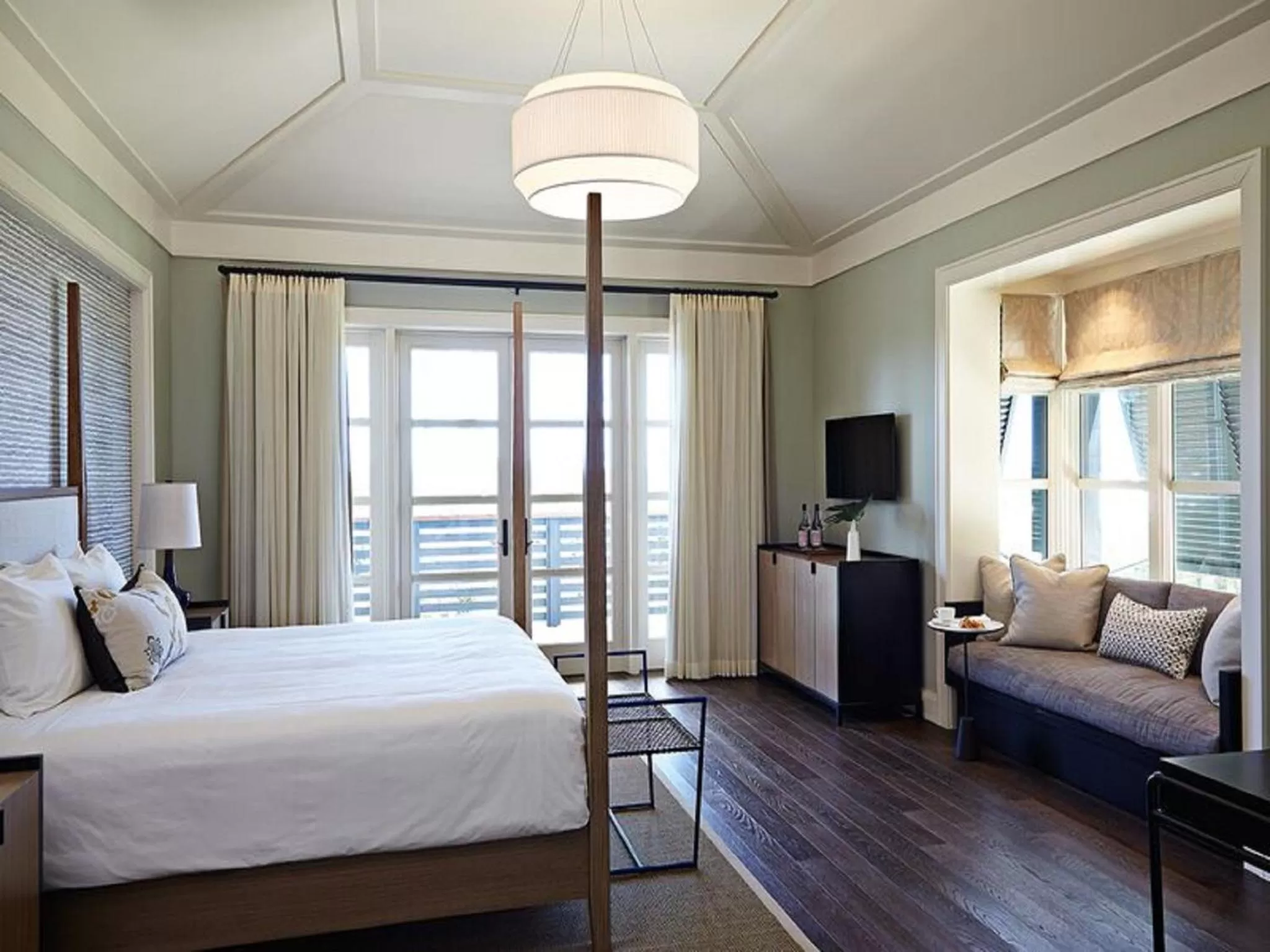 Bedroom, Bed in The Island House