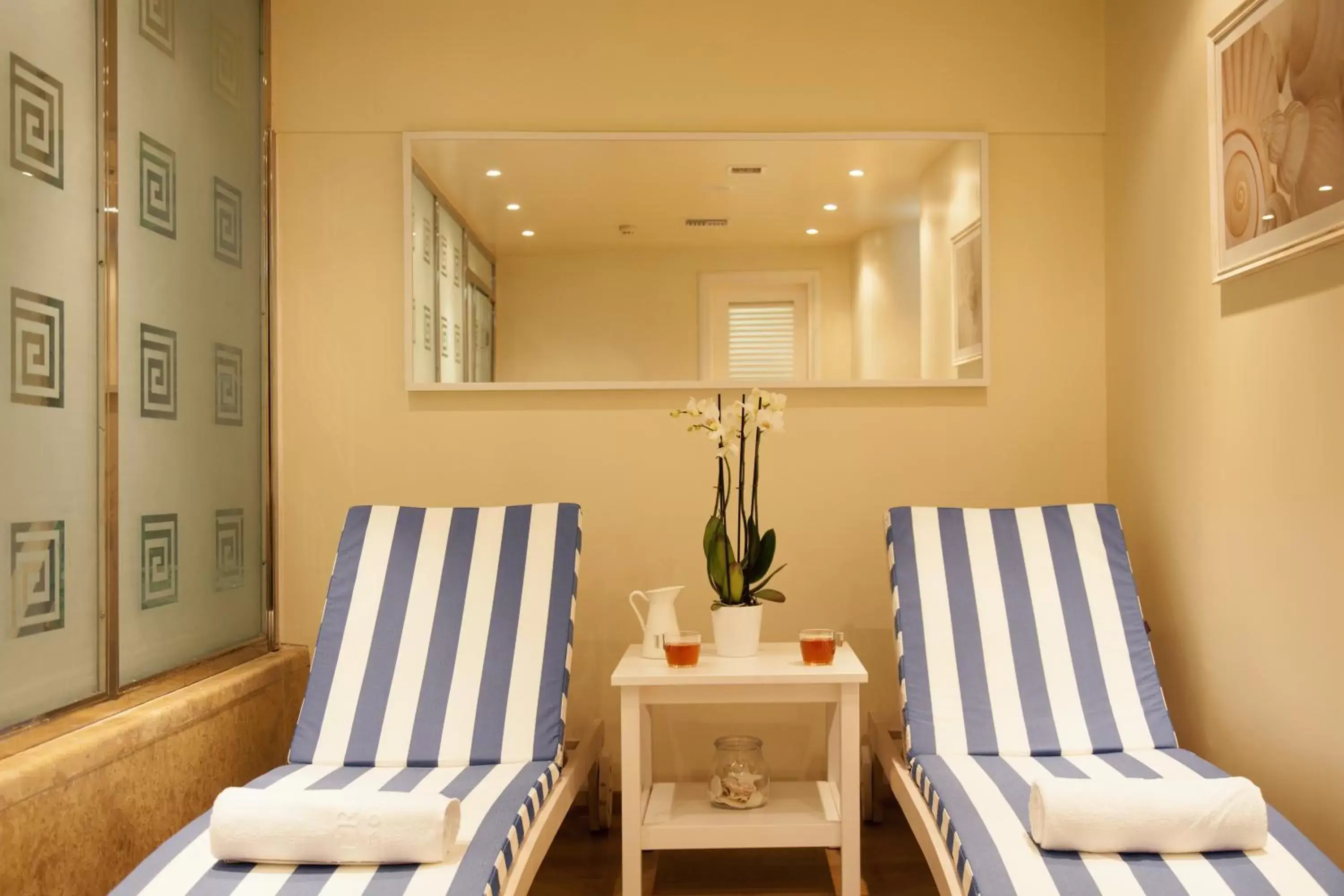 Spa and wellness centre/facilities, Seating Area in Electra Palace Athens